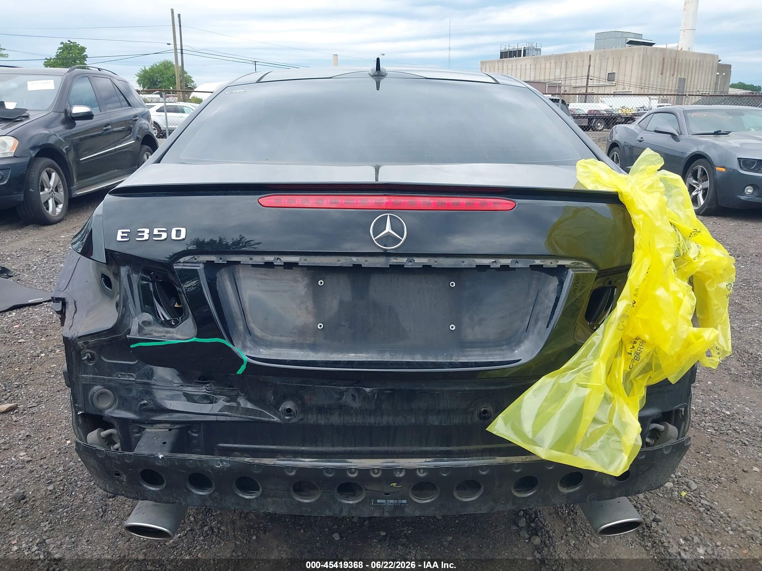 2010 Mercedes-benz E 350   Black vin: WDDKJ5GBXAF059684