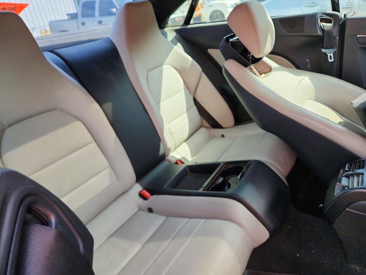2012 Mercedes-benz E 350 Black vin: WDDKJ5KB0CF140882