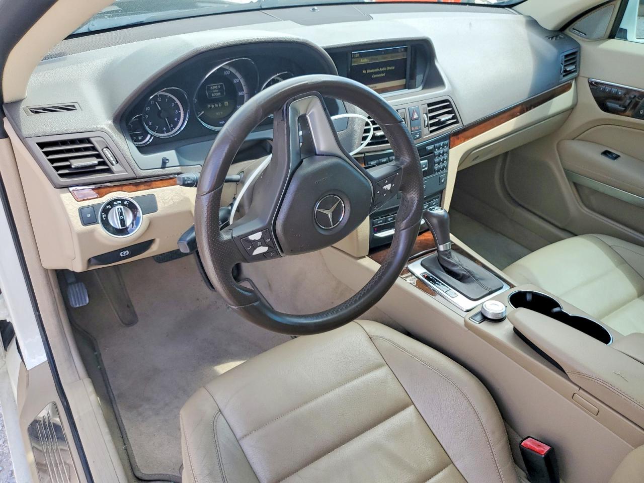 2012 Mercedes-benz E 350 White vin: WDDKJ5KB0CF170061