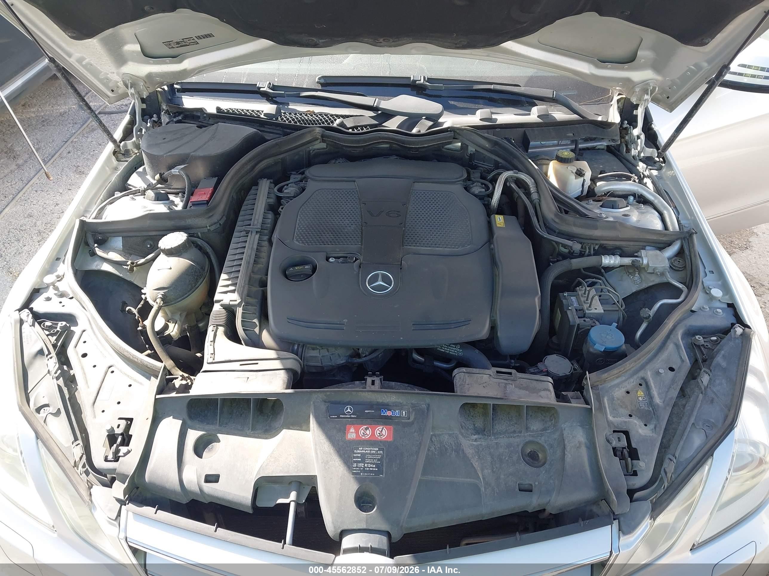 2012 Mercedes-benz E 350   Silver vin: WDDKJ5KB0CF172103