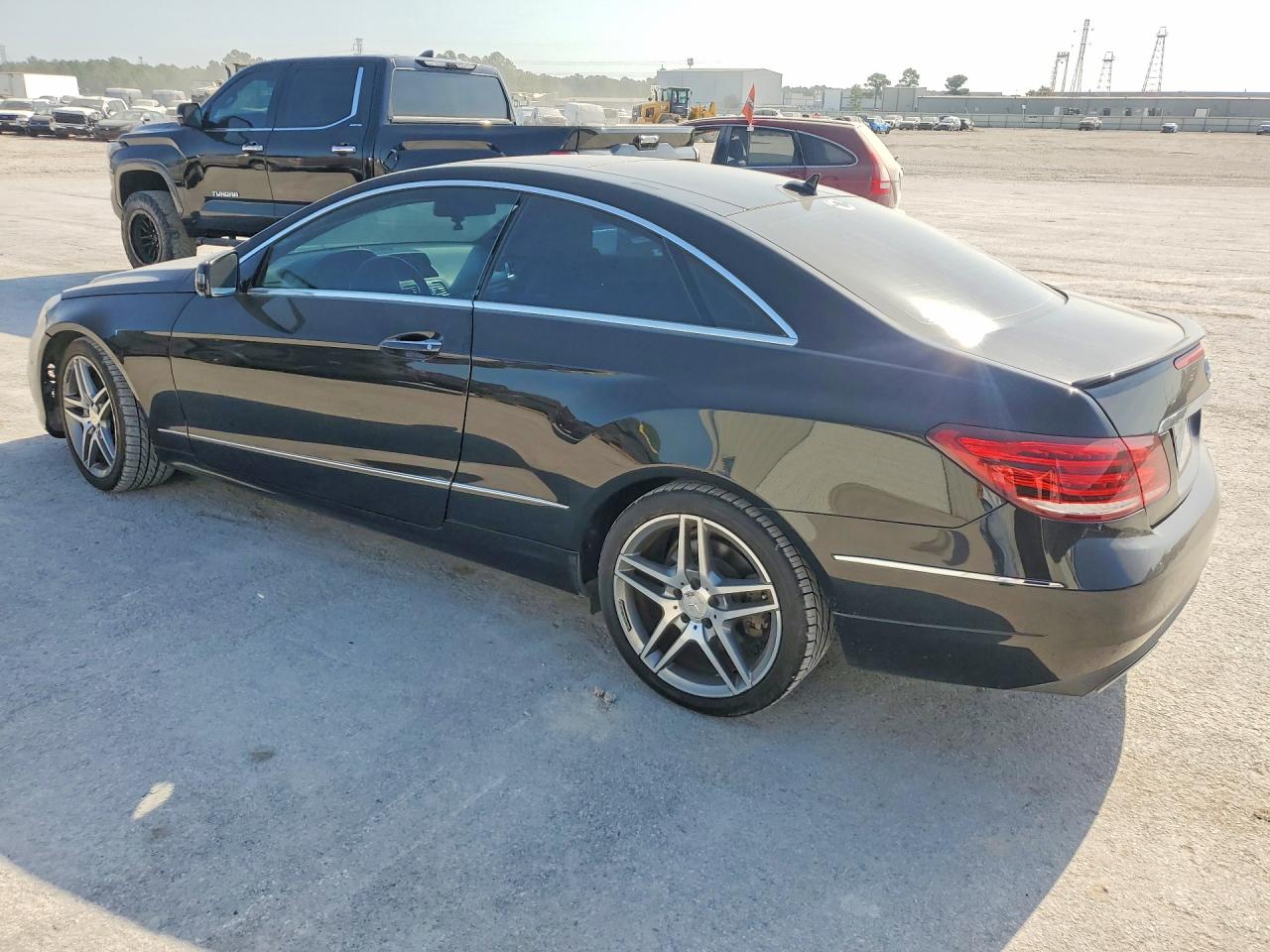 2014 Mercedes-benz E 350 Черный vin: WDDKJ5KB0EF235980