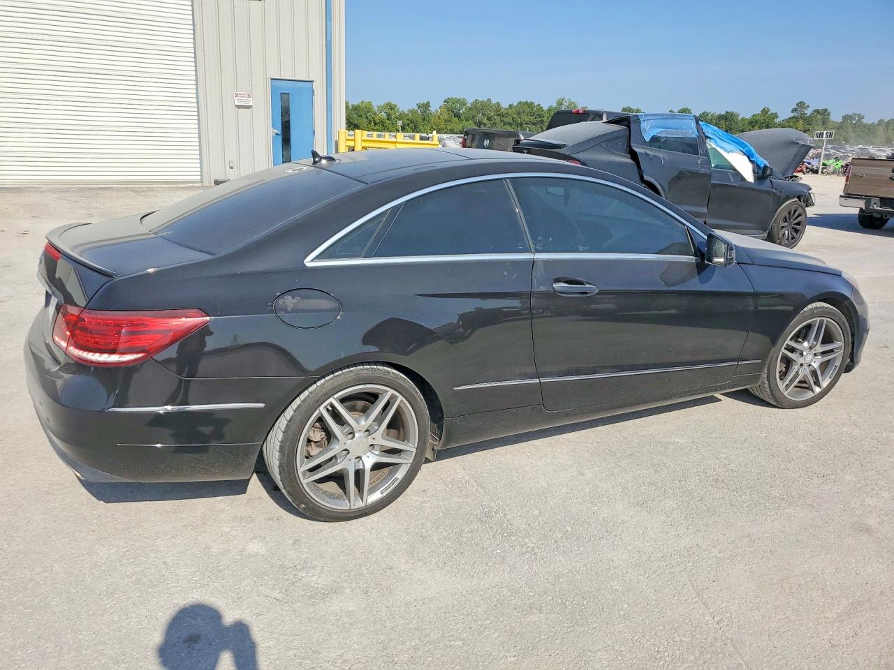 2014 Mercedes-benz E 350 Черный vin: WDDKJ5KB0EF235980
