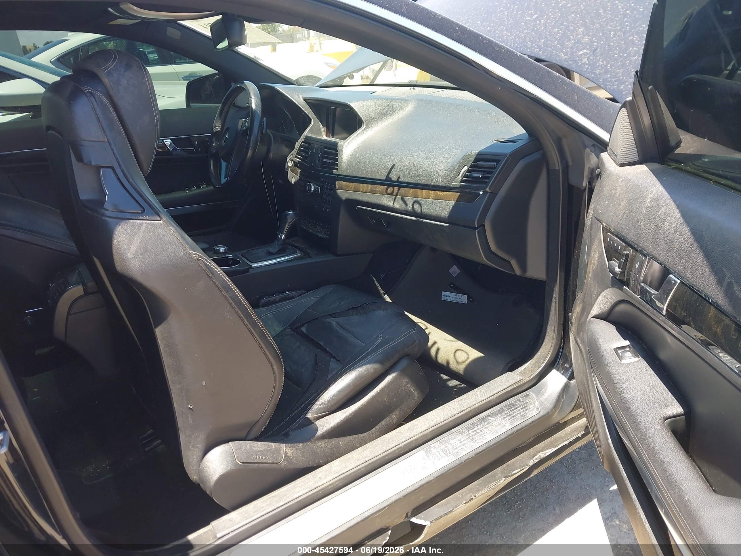 2013 Mercedes-benz E 350   Black vin: WDDKJ5KB1DF186416