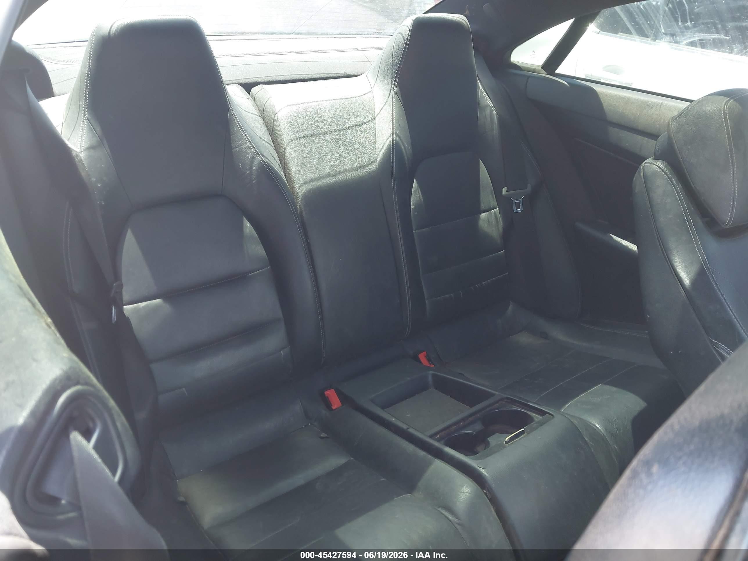 2013 Mercedes-benz E 350   Black vin: WDDKJ5KB1DF186416