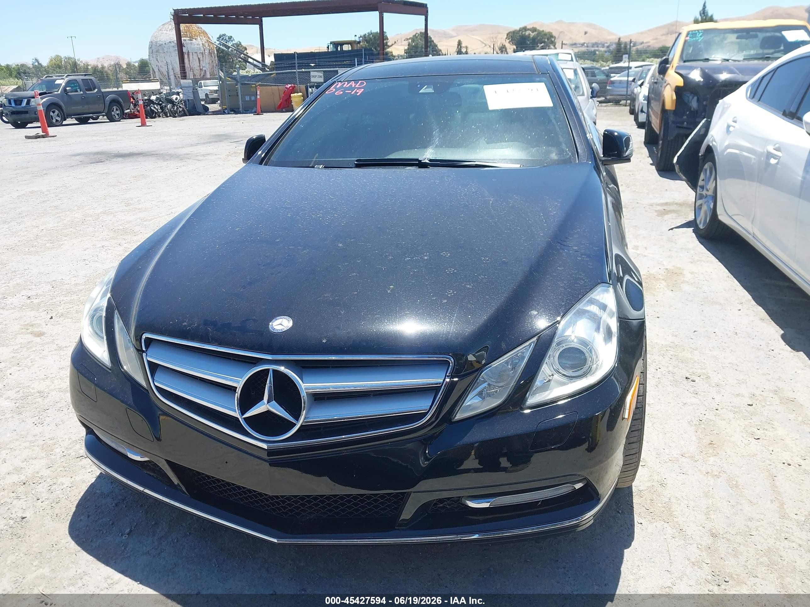 2013 Mercedes-benz E 350   Black vin: WDDKJ5KB1DF186416