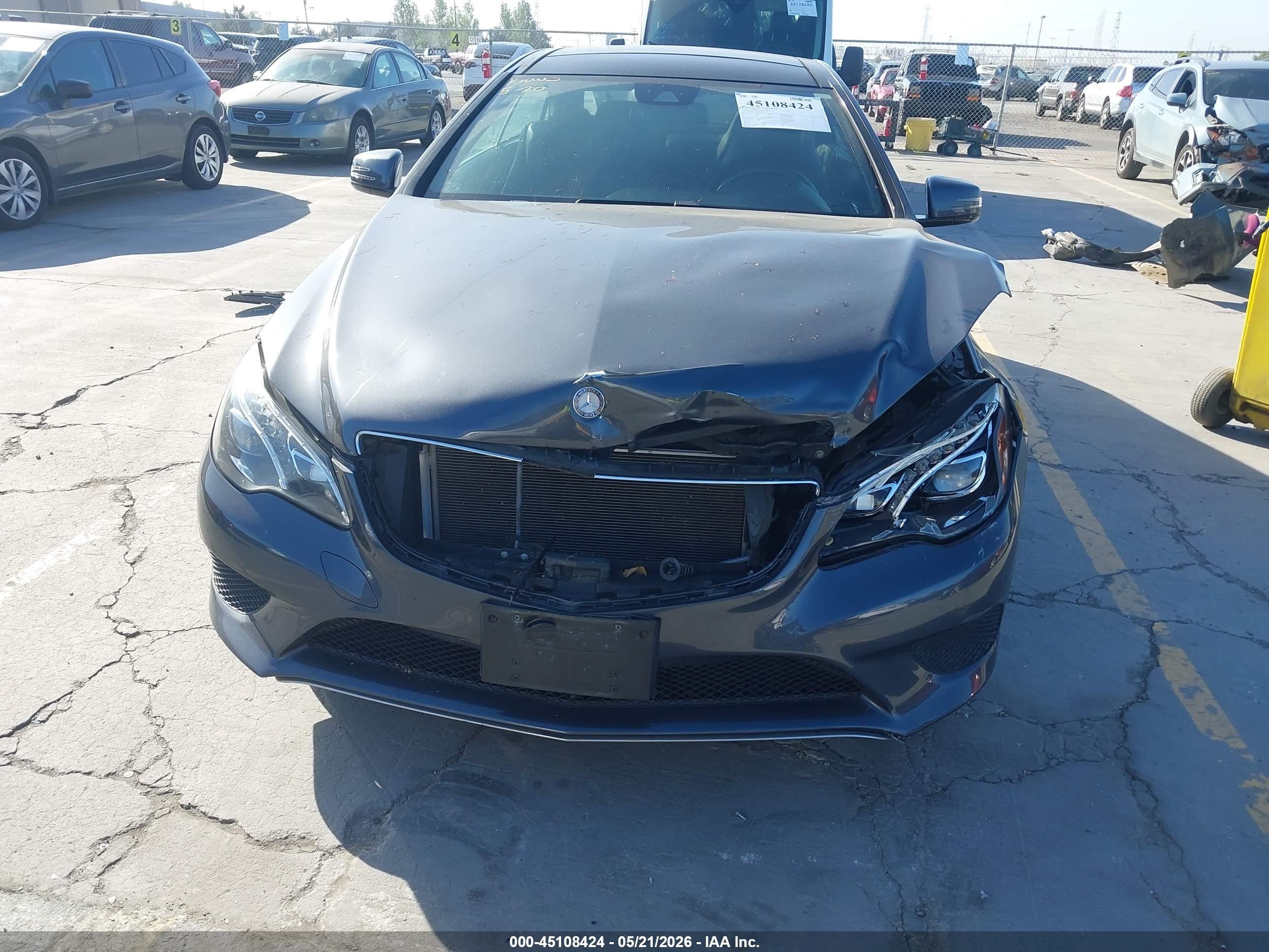 2014 Mercedes-benz E 350   Black vin: WDDKJ5KB1EF234403