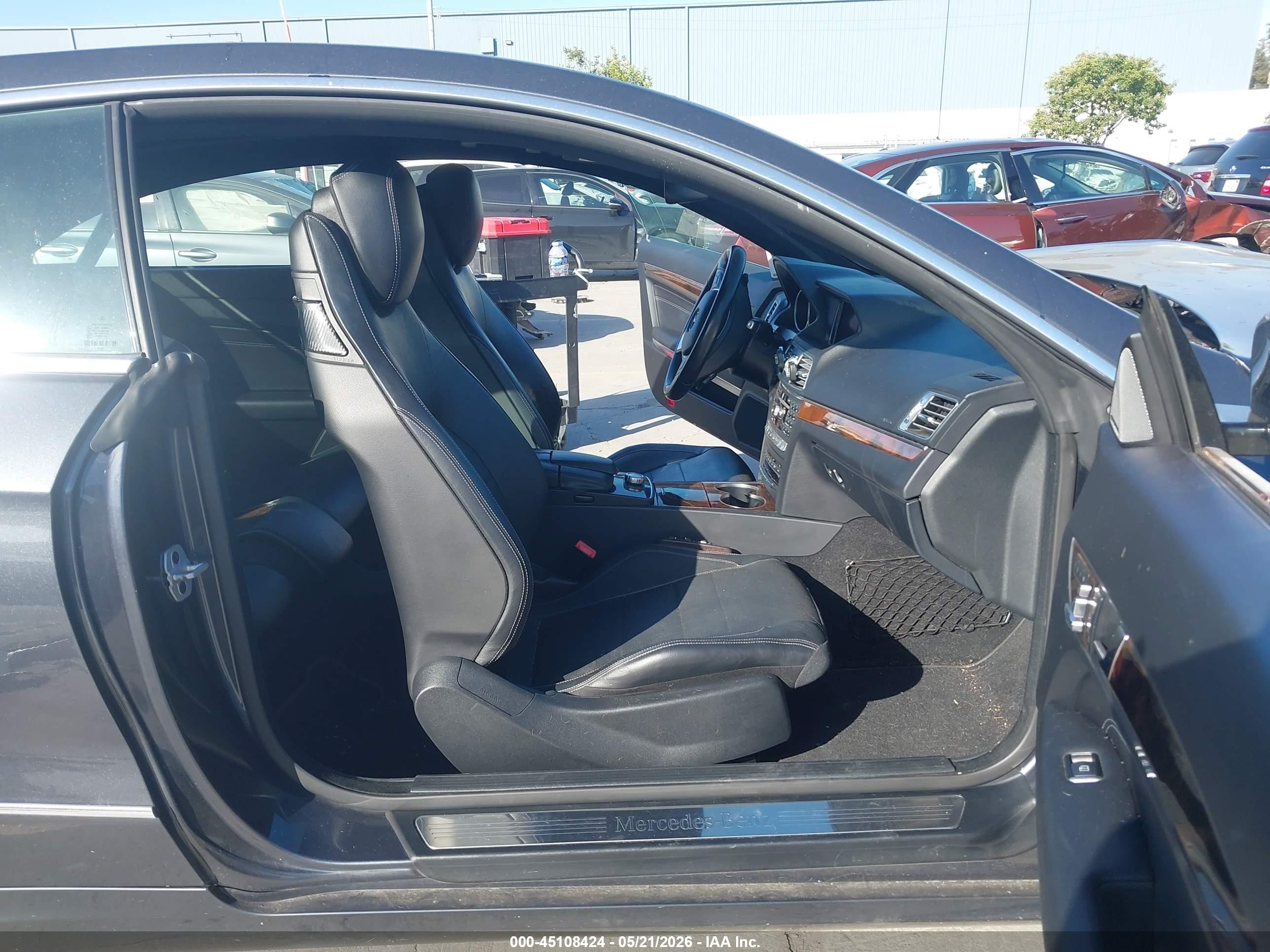 2014 Mercedes-benz E 350   Black vin: WDDKJ5KB1EF234403