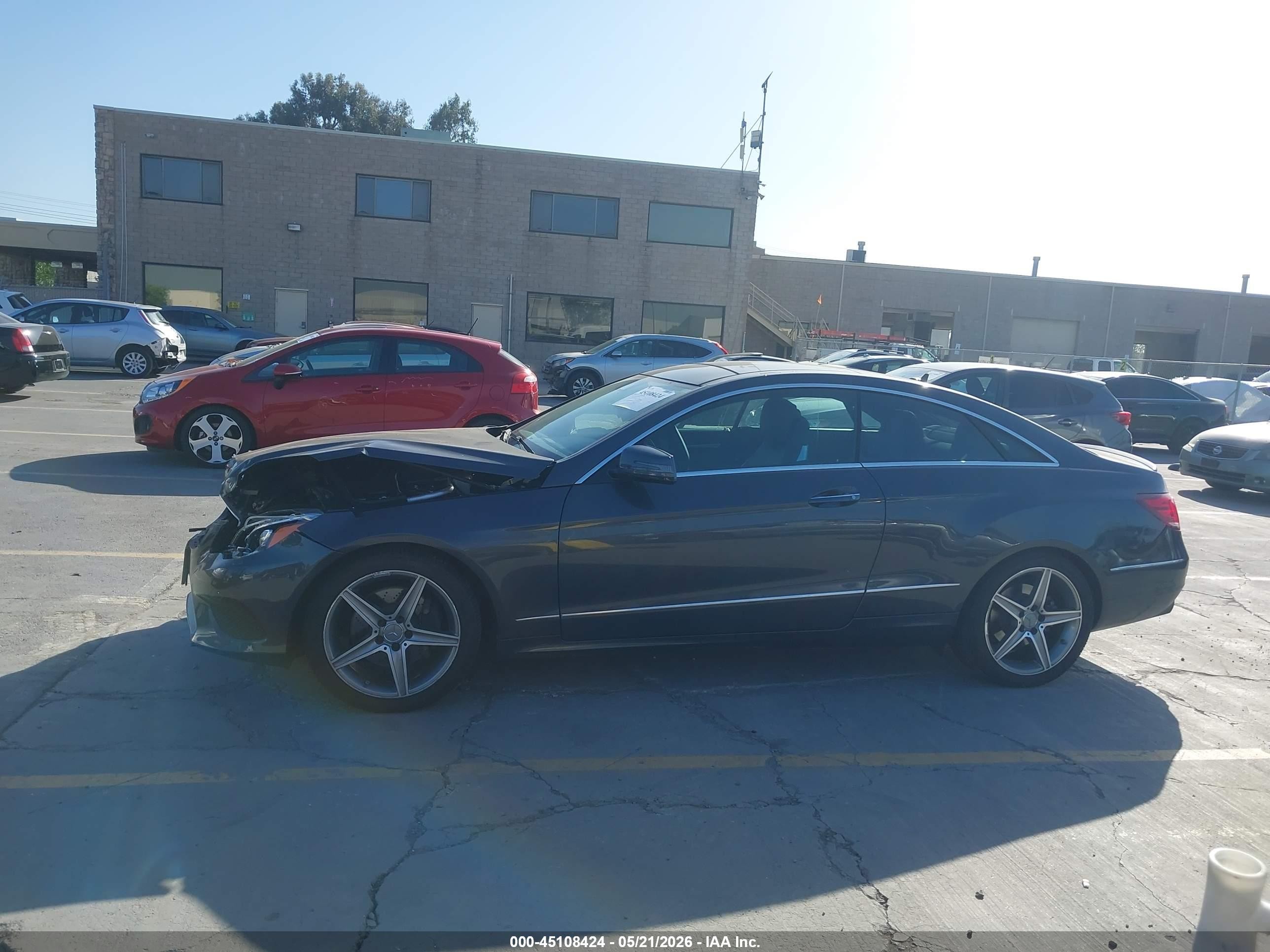 2014 Mercedes-benz E 350   Black vin: WDDKJ5KB1EF234403