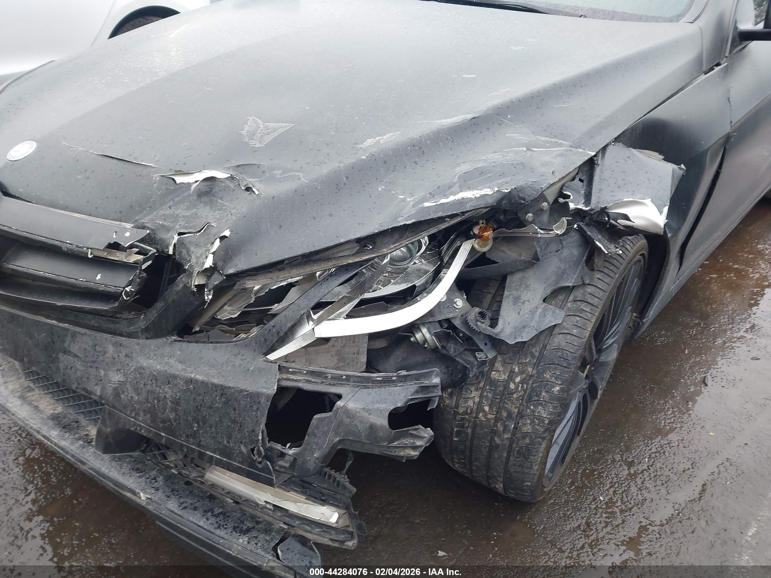 2012 Mercedes-benz E 350   Черный vin: WDDKJ5KB2CF135294