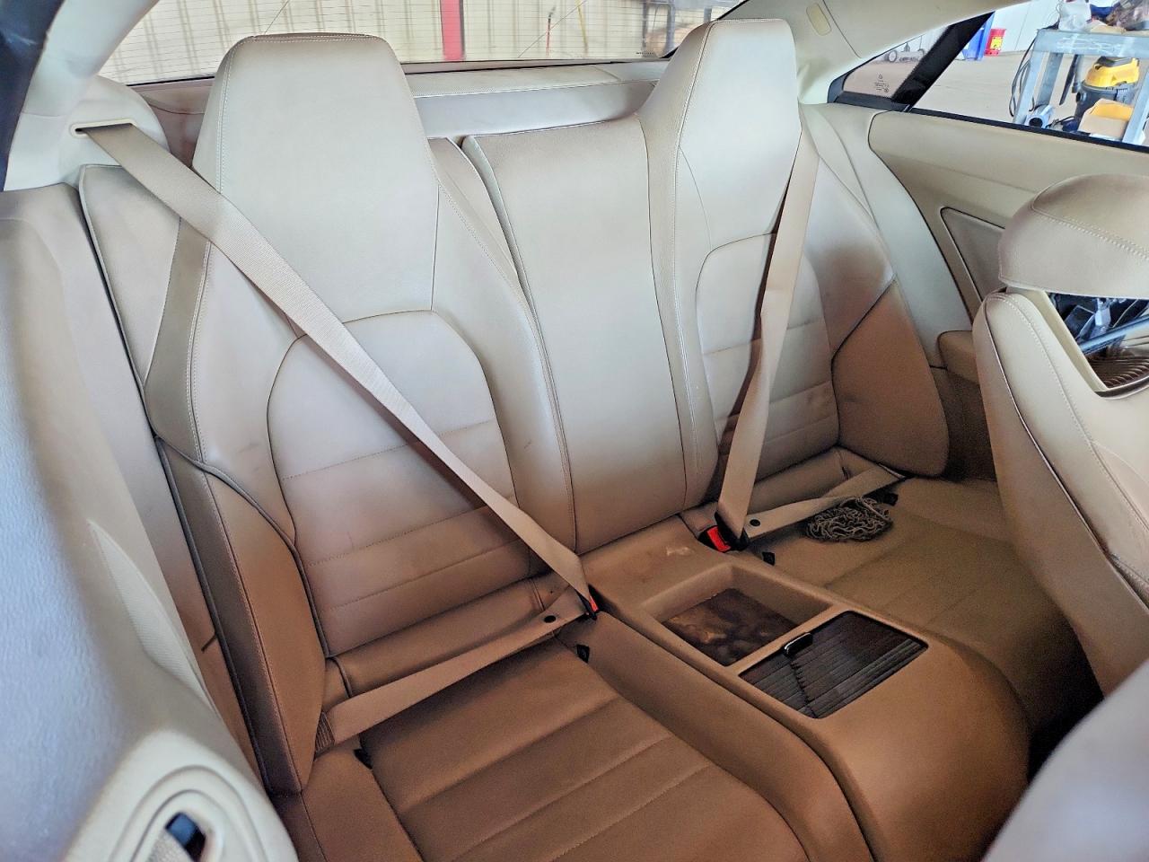 2012 Mercedes-benz E 350 Черный vin: WDDKJ5KB2CF136316