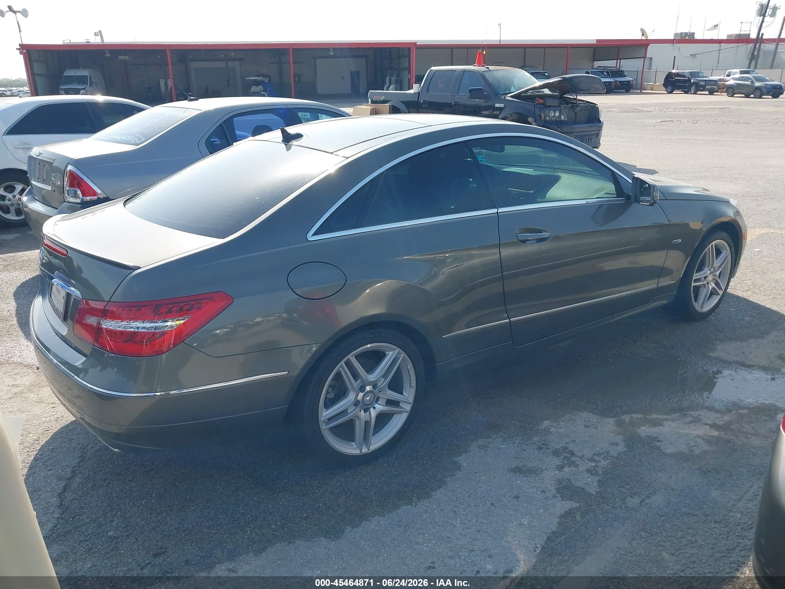 2012 Mercedes-benz E 350   Gray vin: WDDKJ5KB2CF156811