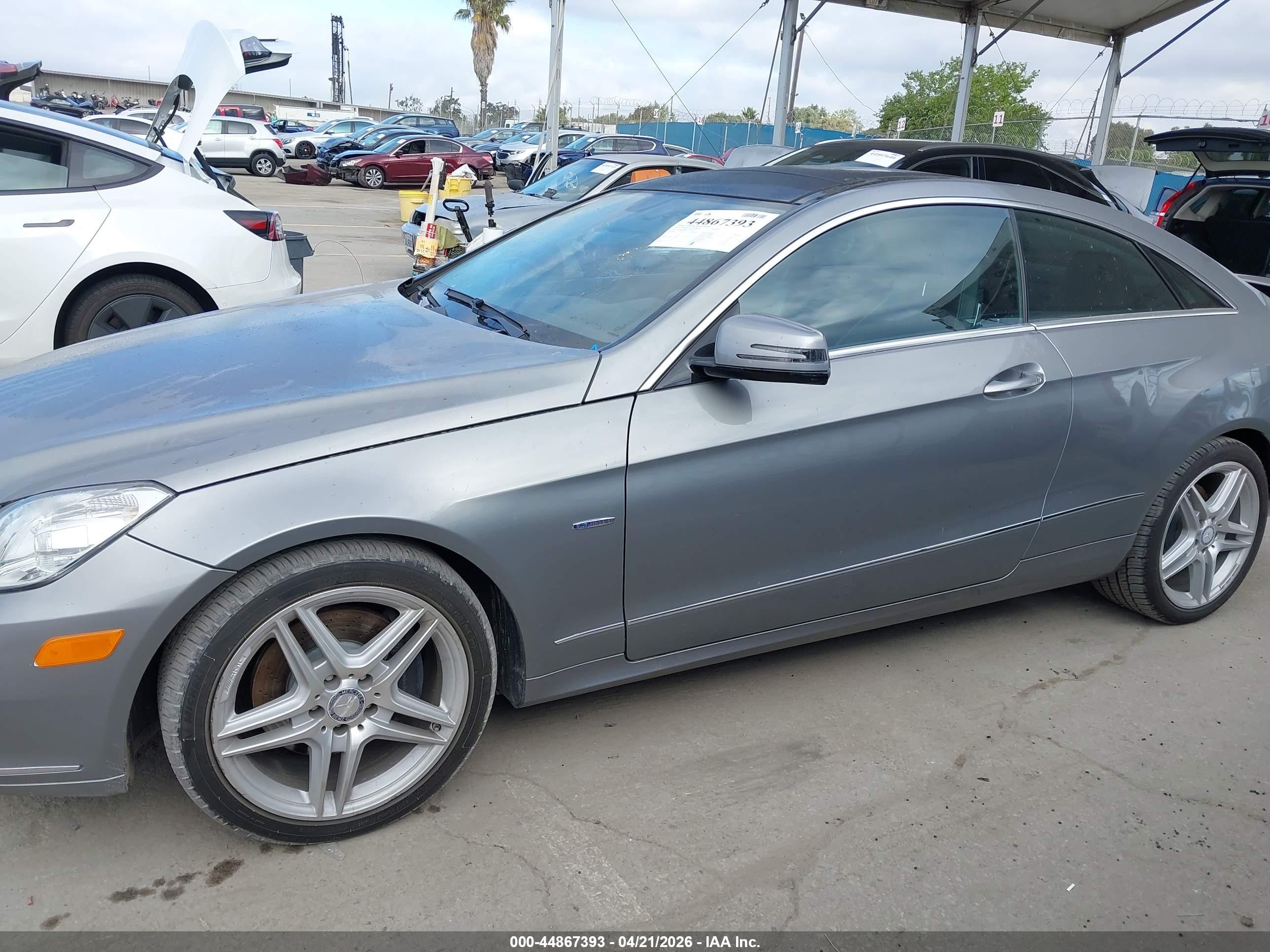 2012 Mercedes-benz E 350   Silver vin: WDDKJ5KB2CF161345