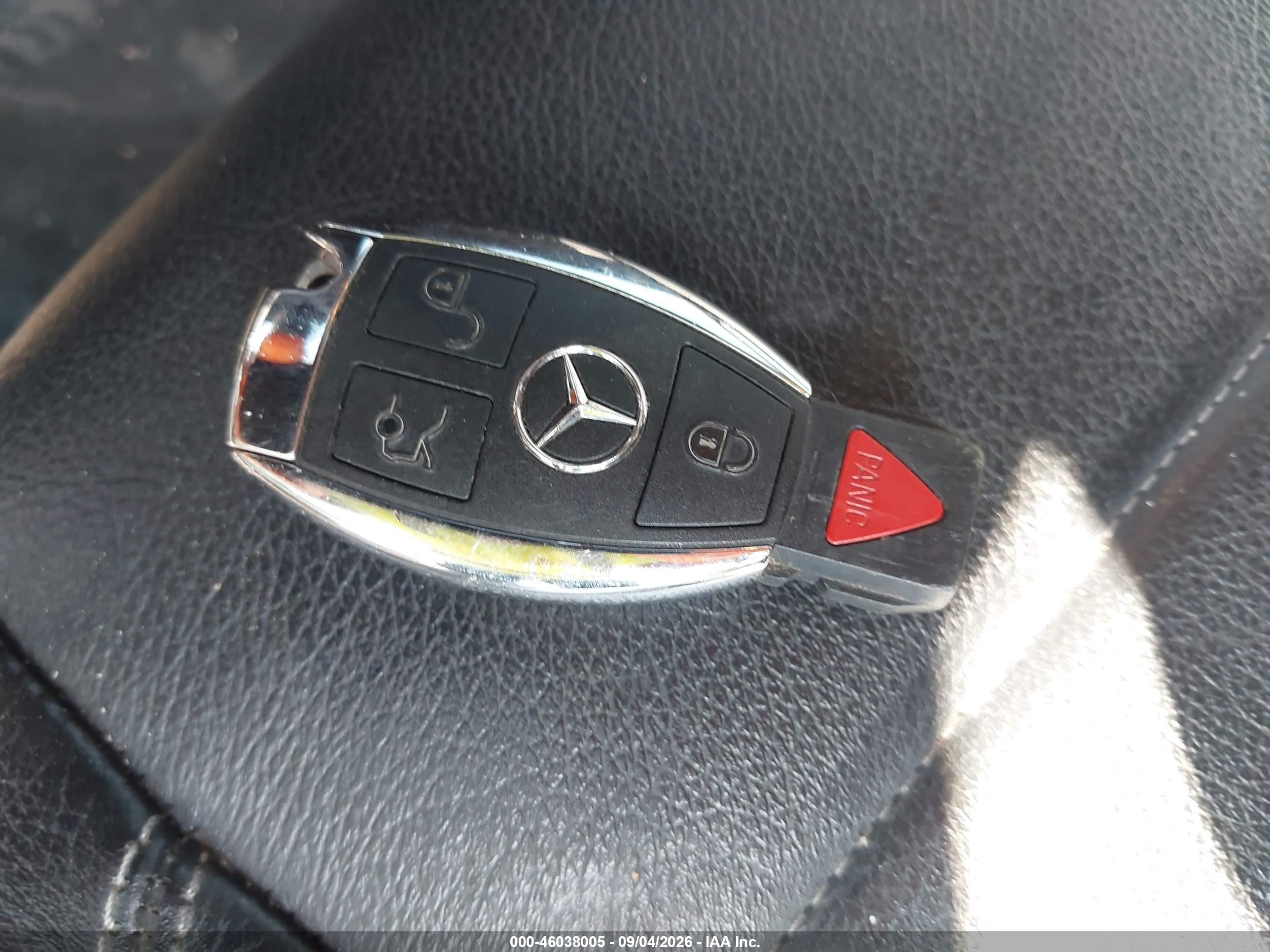 2012 Mercedes-benz E 350   Silver vin: WDDKJ5KB3CF145512