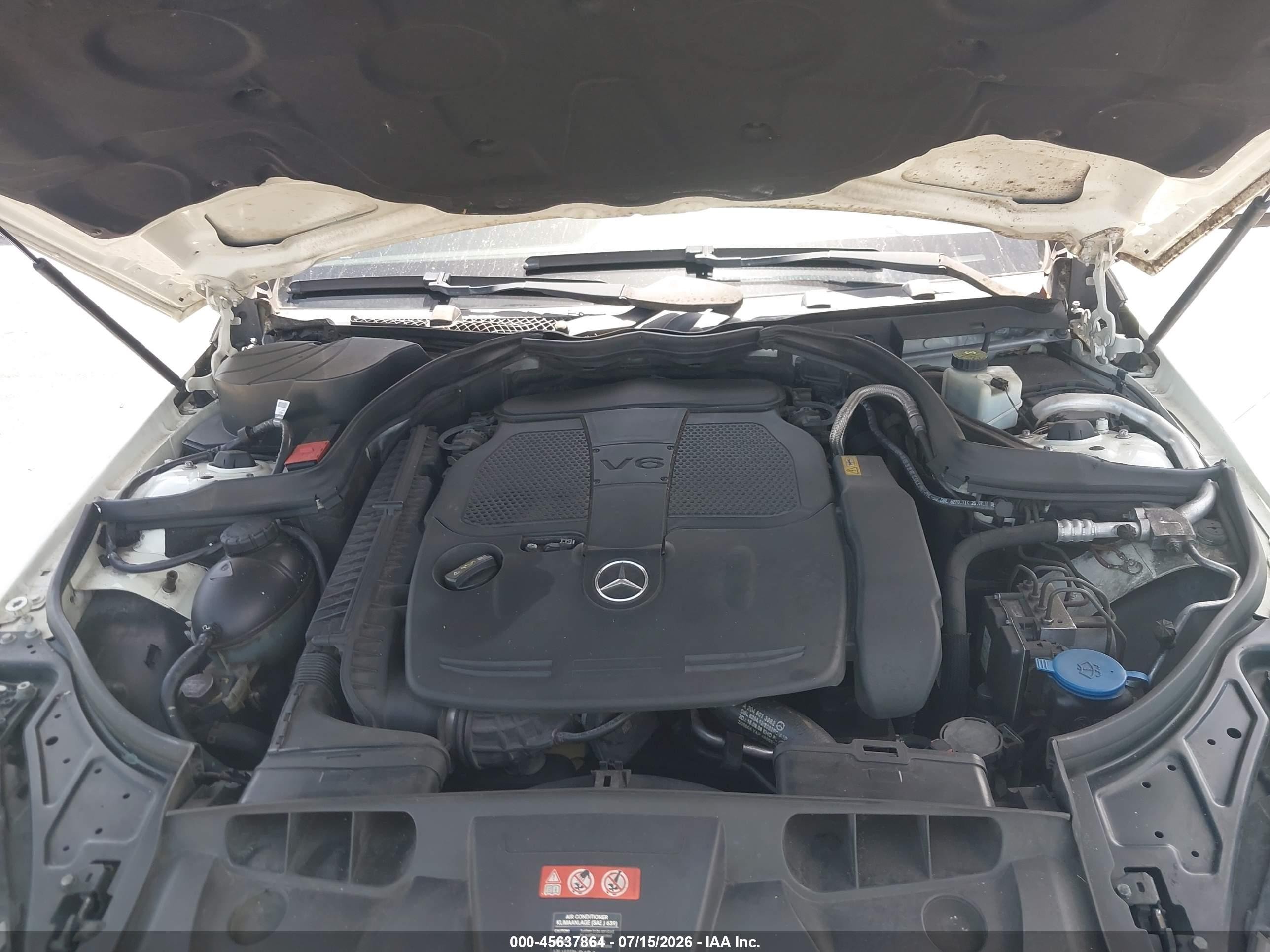 2012 Mercedes-benz E 350   White vin: WDDKJ5KB3CF147275