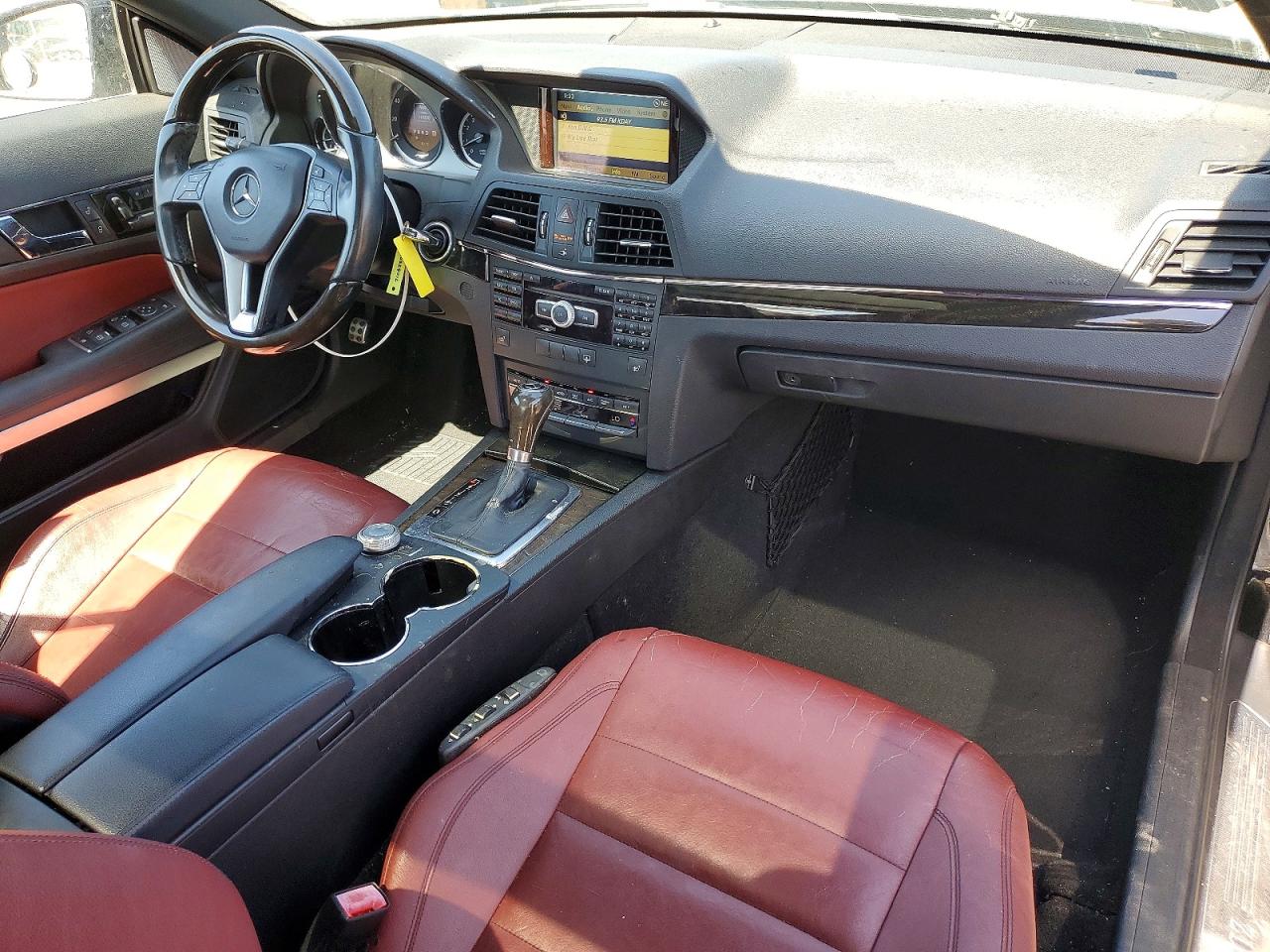 2012 Mercedes-benz E 350 Black vin: WDDKJ5KB4CF136446