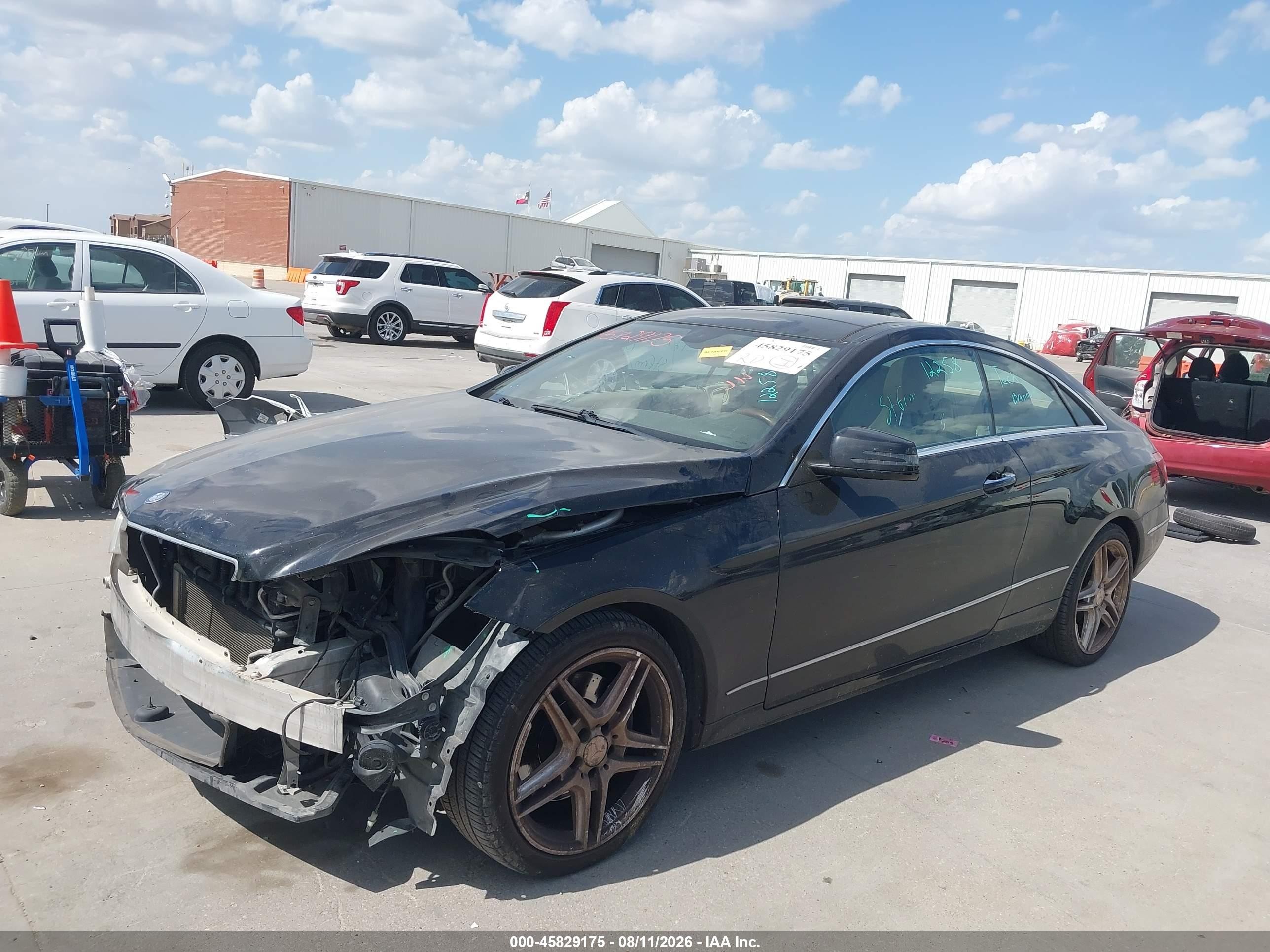 2013 Mercedes-benz E 350   Черный vin: WDDKJ5KB4DF204410