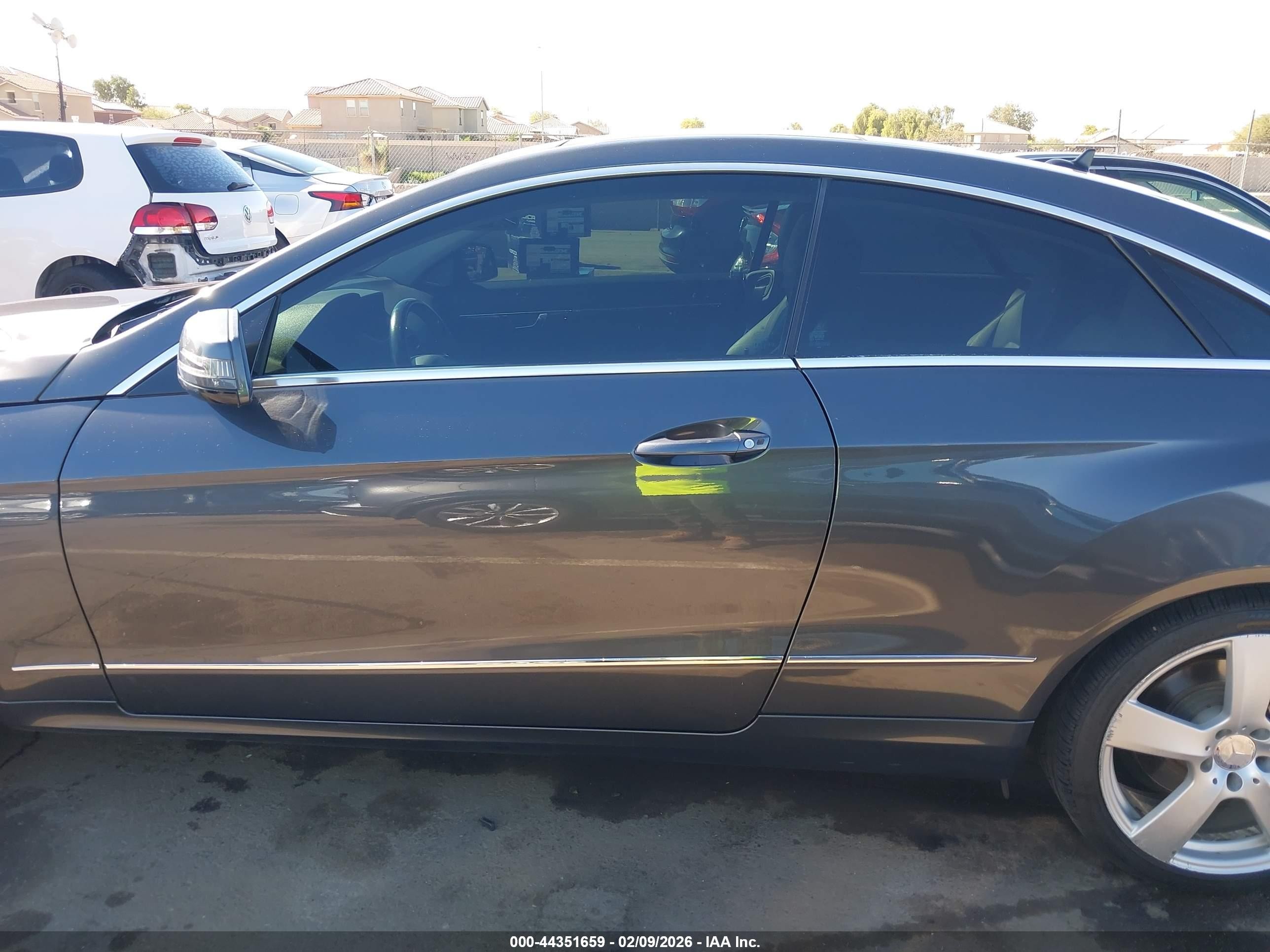 2013 Mercedes-benz E 350   Gray vin: WDDKJ5KB4DF218047