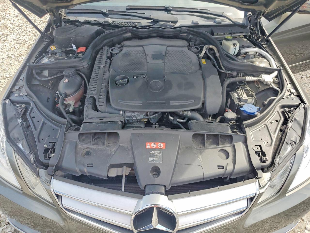 2013 Mercedes-benz E 350 Gray vin: WDDKJ5KB5DF188458