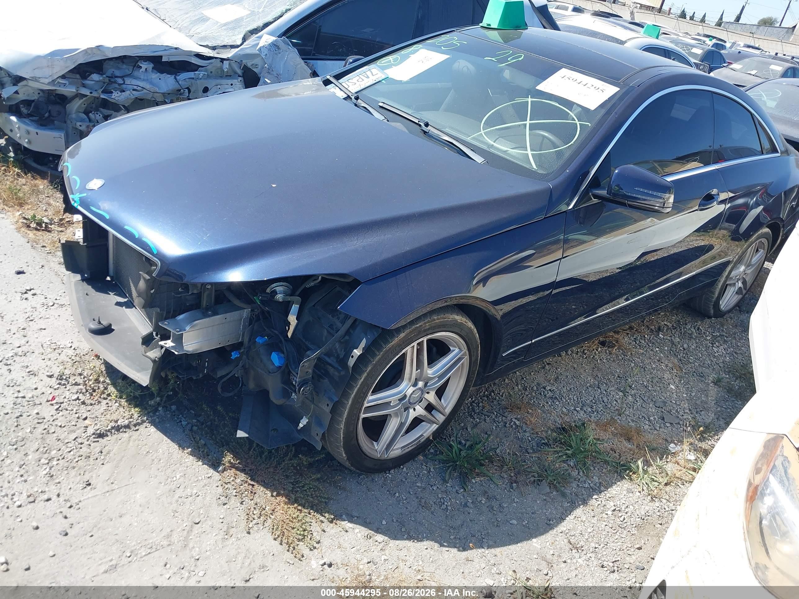 2013 Mercedes-benz E 350   Blue vin: WDDKJ5KB5DF202570