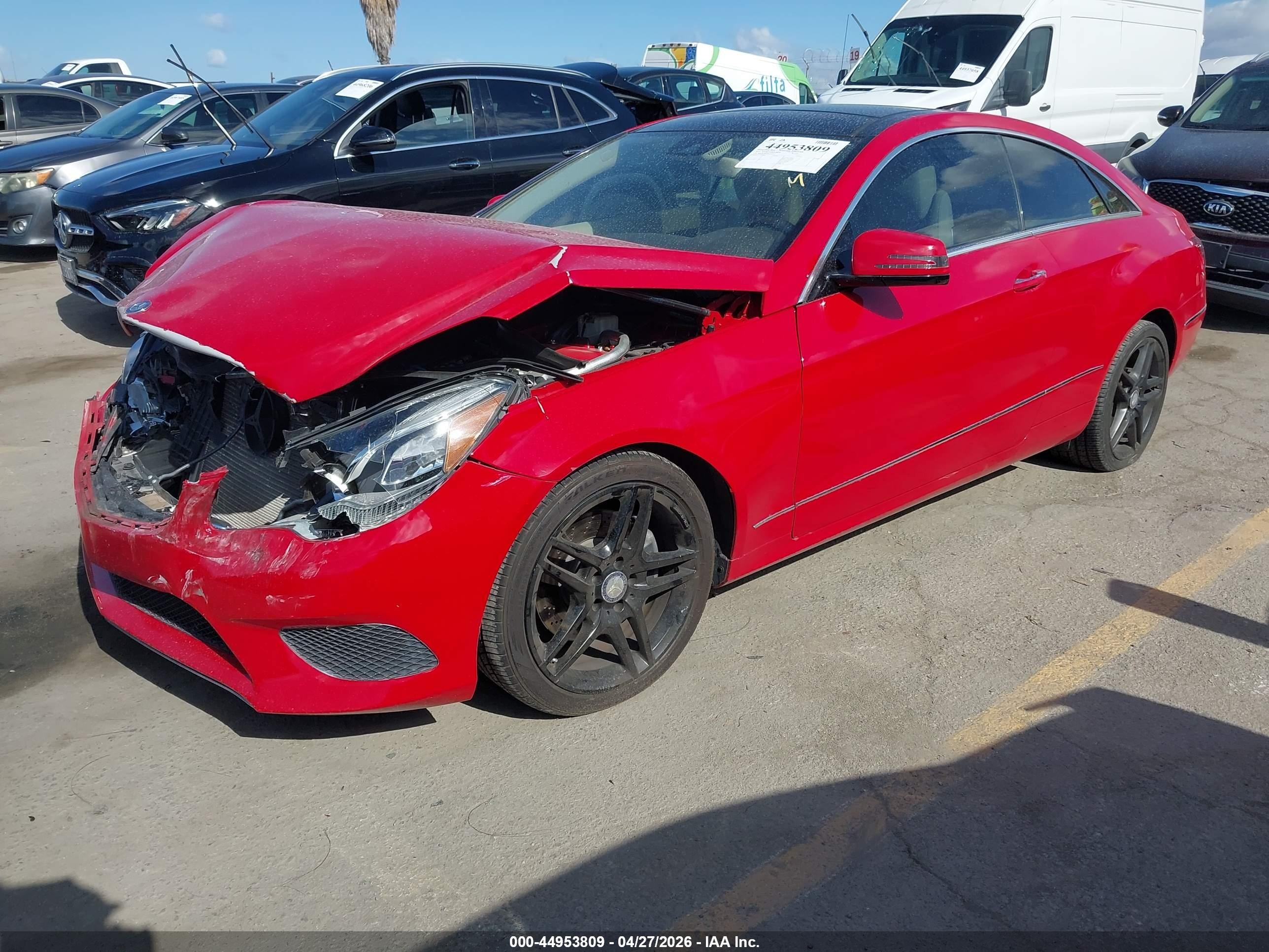 2014 Mercedes-benz E 350   Red vin: WDDKJ5KB5EF232251