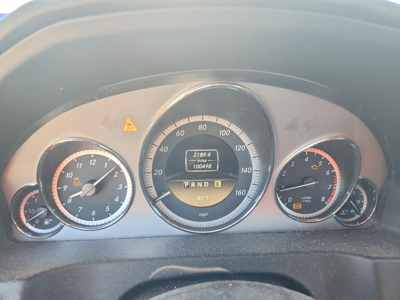 2012 Mercedes-benz E 350 Белый vin: WDDKJ5KB6CF160859