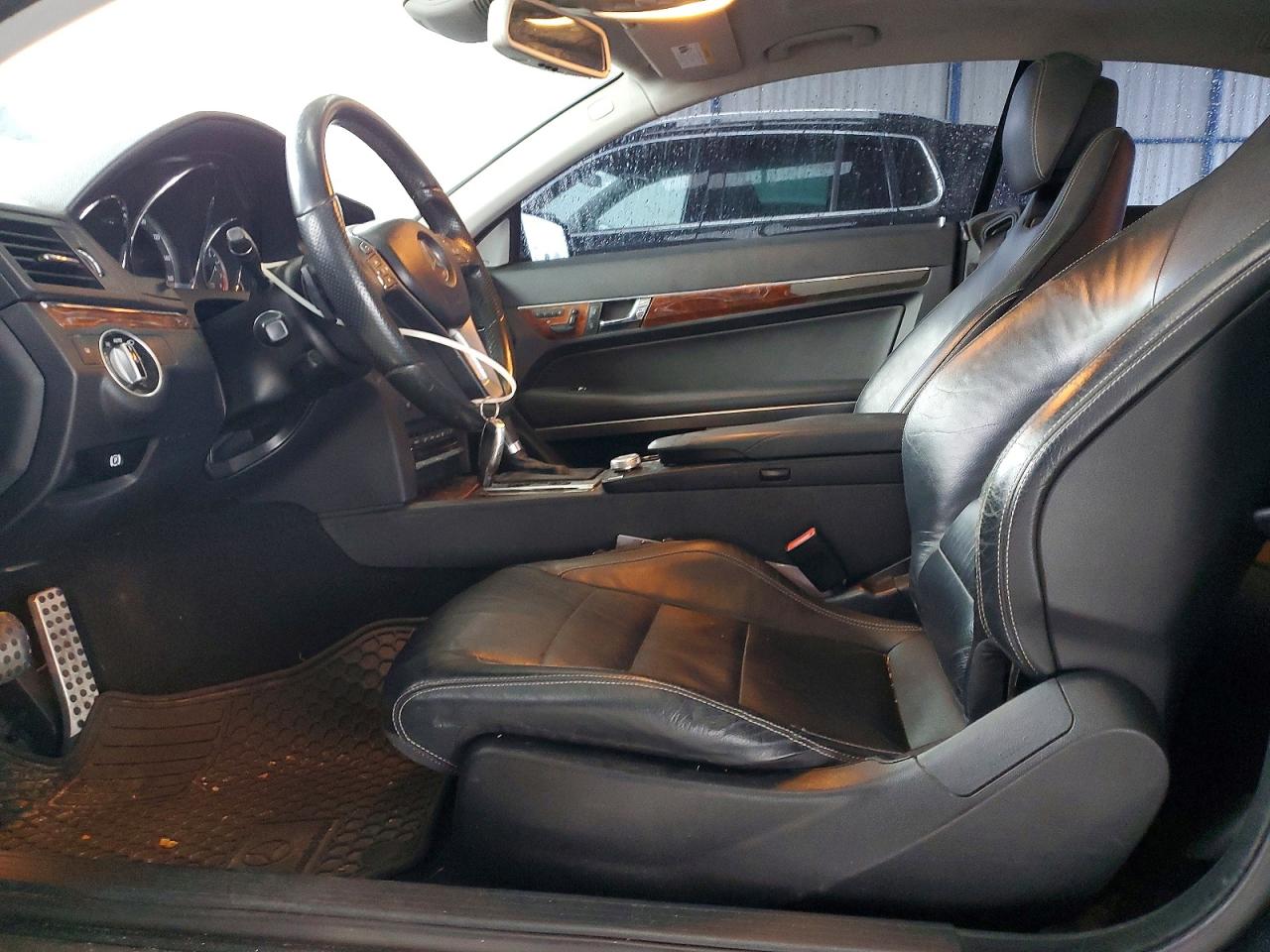 2012 Mercedes-benz E 350 Black vin: WDDKJ5KB6CF169903