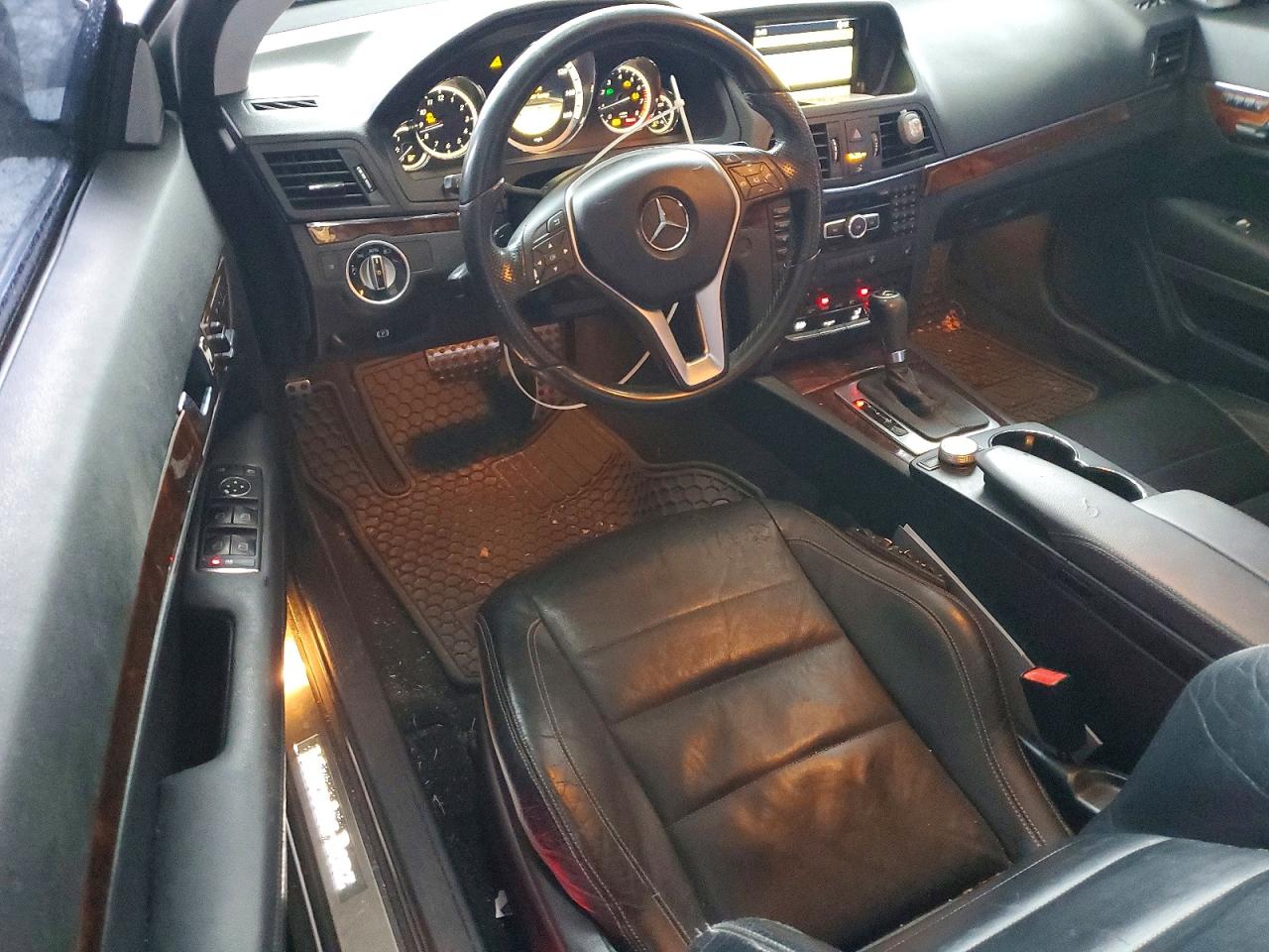 2012 Mercedes-benz E 350 Black vin: WDDKJ5KB6CF169903