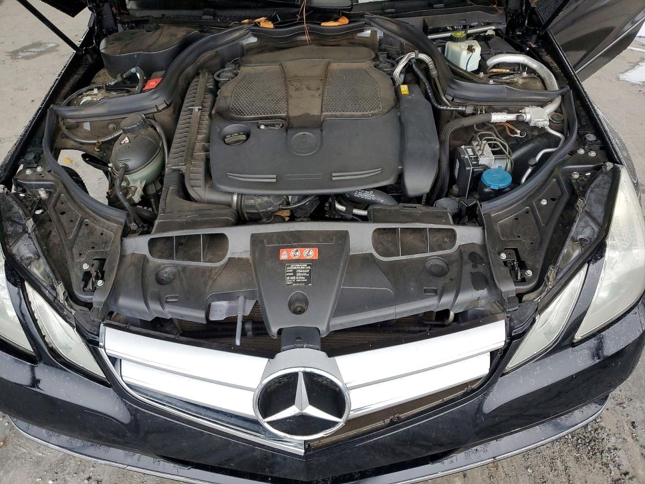 2012 Mercedes-benz E 350 Black vin: WDDKJ5KB6CF169903