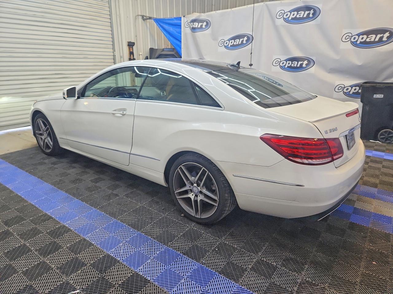 2014 Mercedes-benz E 350 White vin: WDDKJ5KB6EF282303
