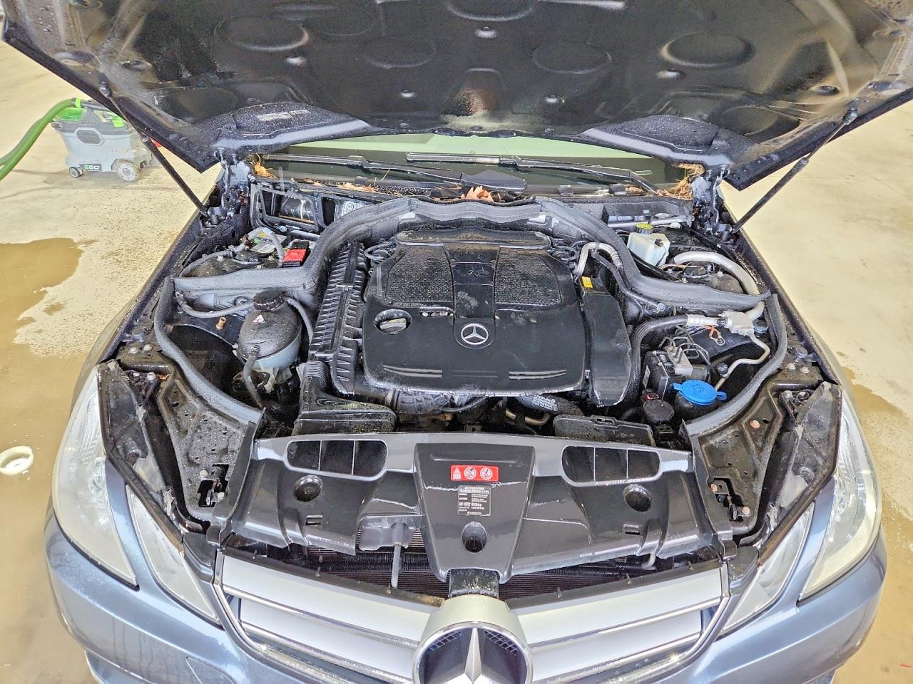 2013 Mercedes-benz E 350 Gray vin: WDDKJ5KB7DF219810