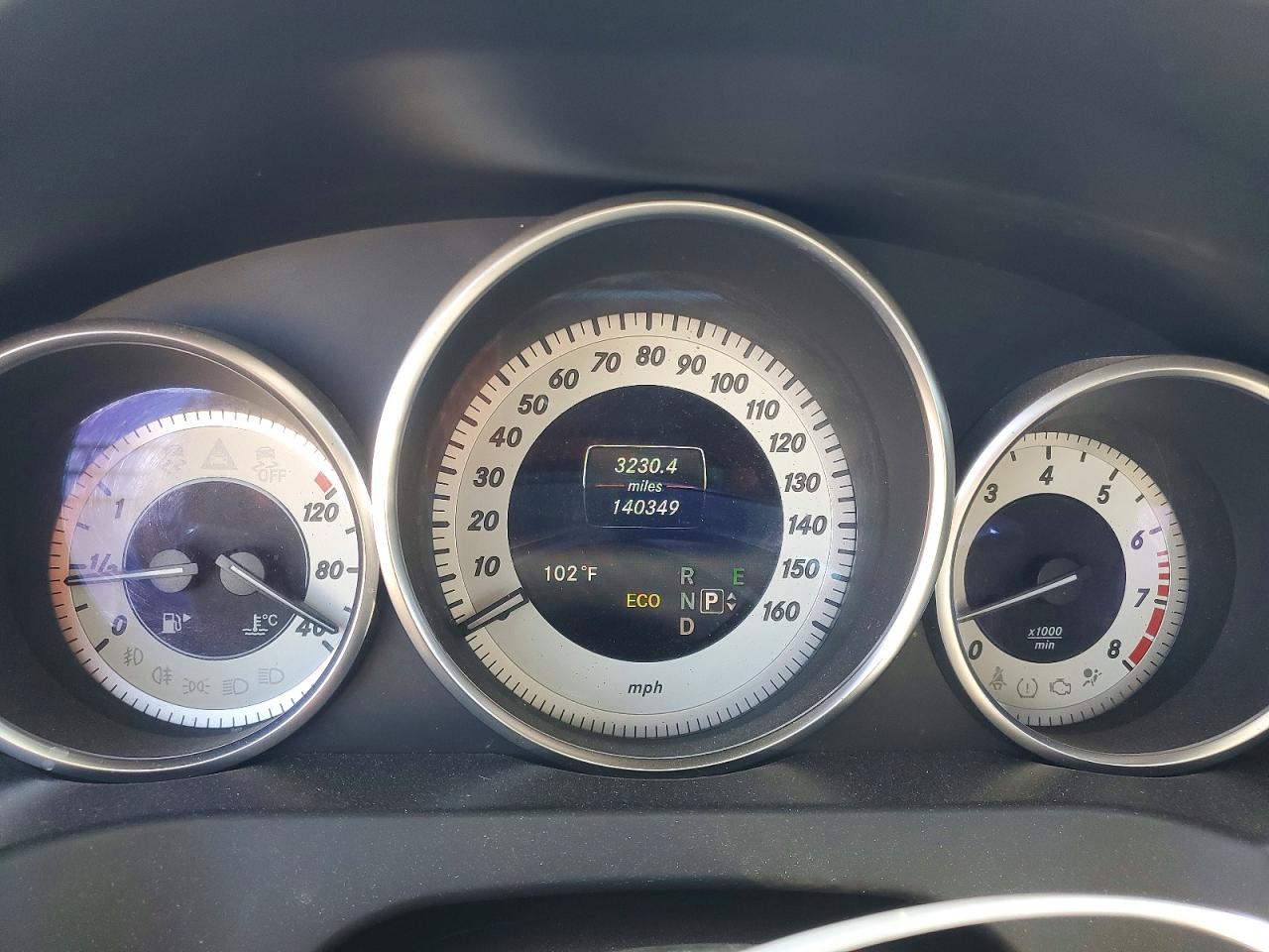 2014 Mercedes-benz E 350 Белый vin: WDDKJ5KB7EF238083