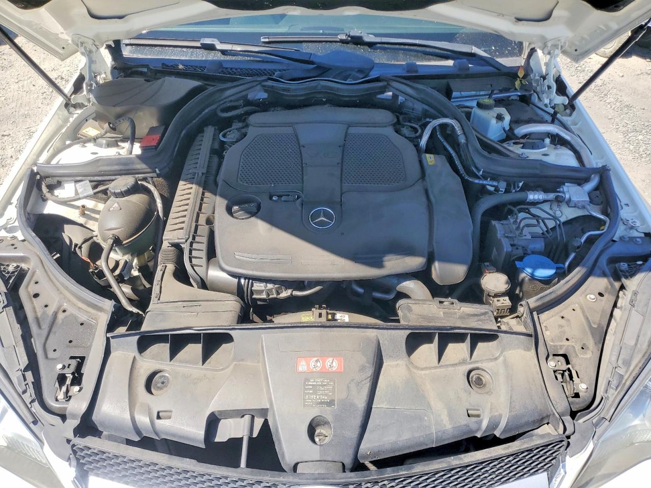 2014 Mercedes-benz E 350 Белый vin: WDDKJ5KB7EF238083