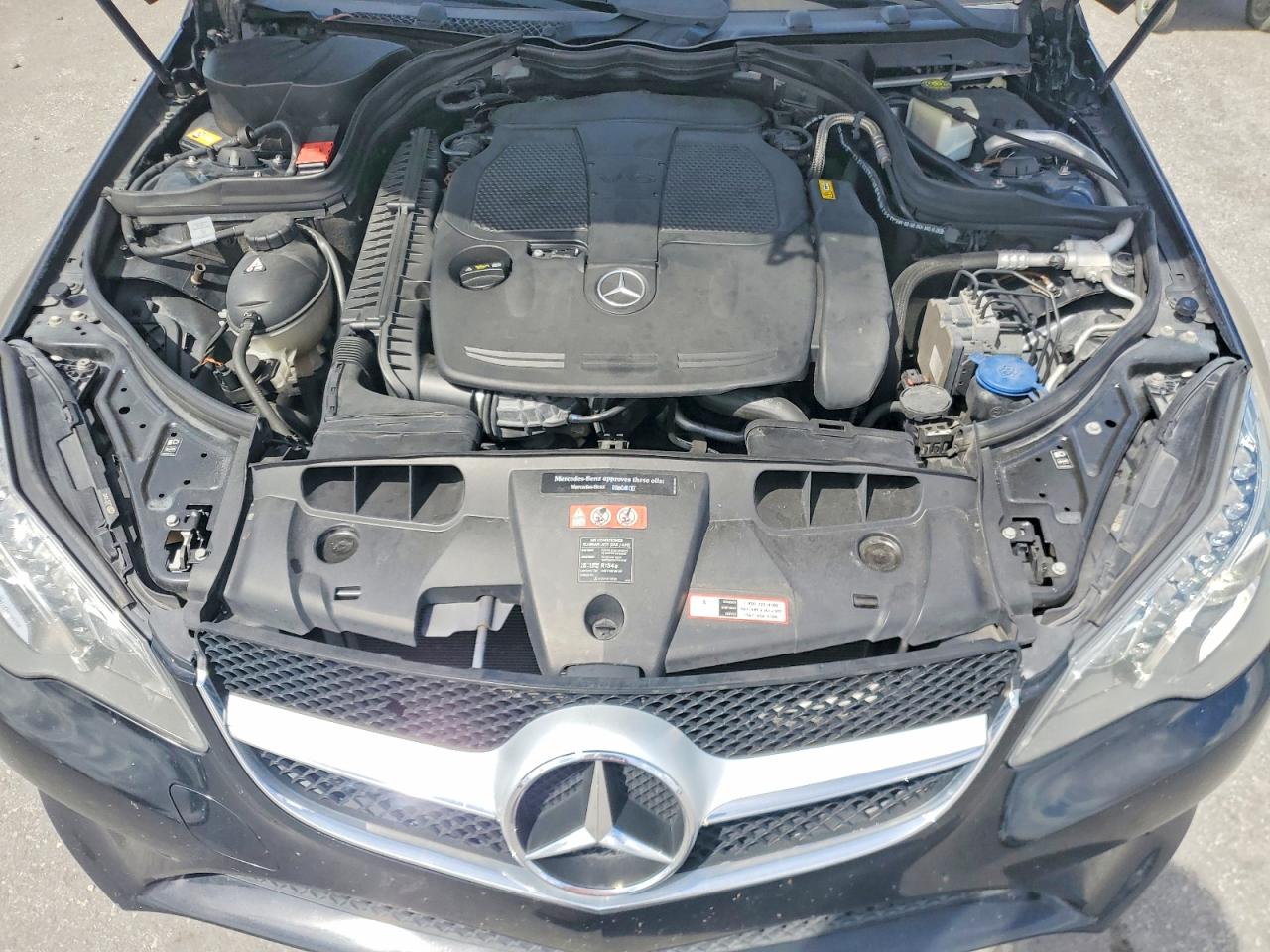 2014 Mercedes-benz E 350 Black vin: WDDKJ5KB7EF256759