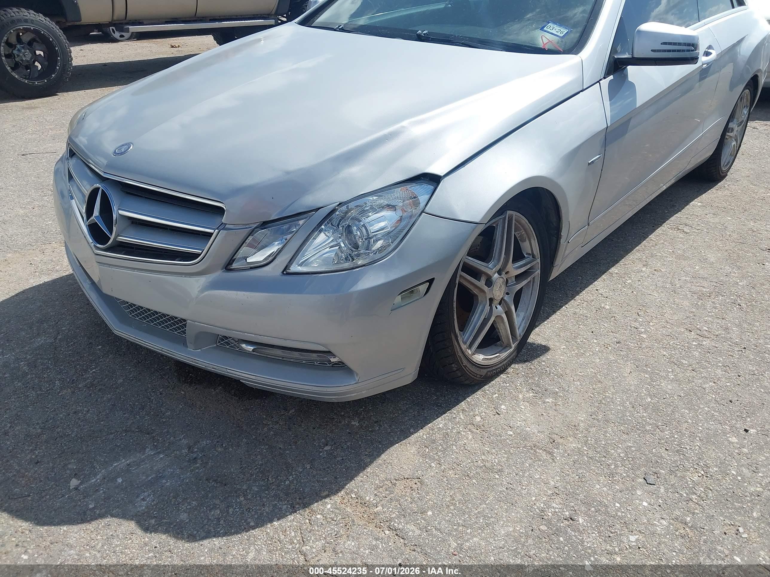 2012 Mercedes-benz E 350   Silver vin: WDDKJ5KB8CF140452