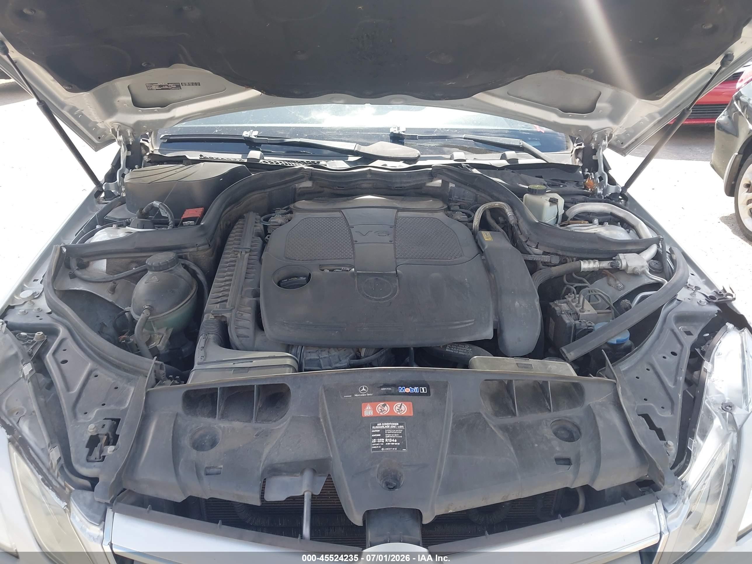 2012 Mercedes-benz E 350   Silver vin: WDDKJ5KB8CF140452