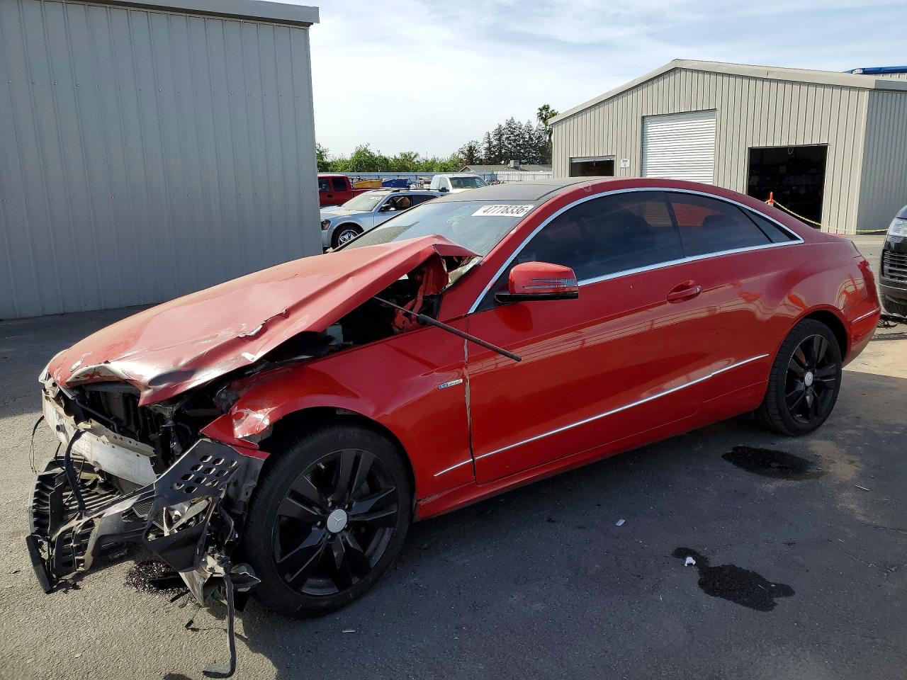 2012 Mercedes-benz E 350 Red vin: WDDKJ5KB8CF154626