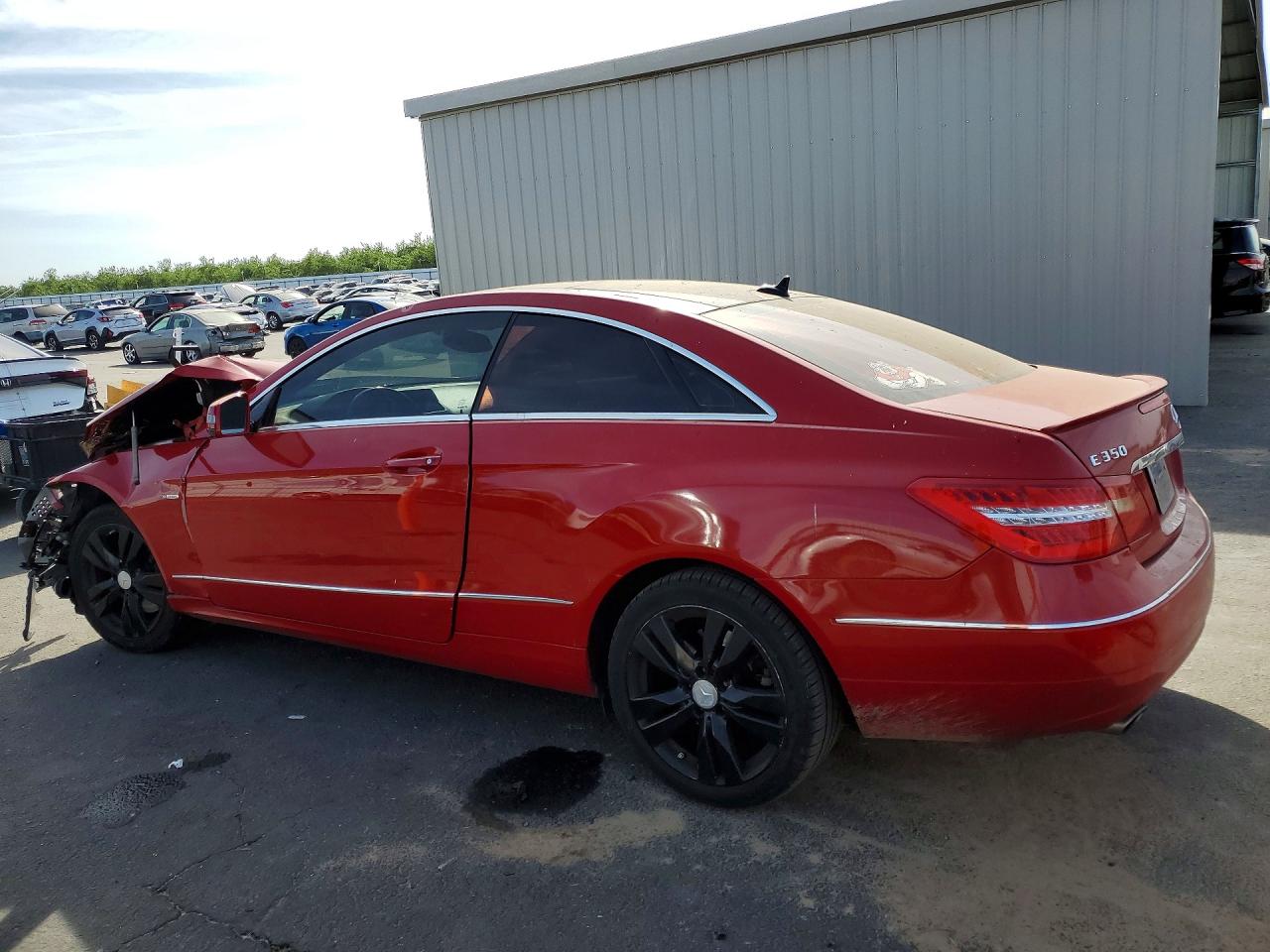 2012 Mercedes-benz E 350 Red vin: WDDKJ5KB8CF154626