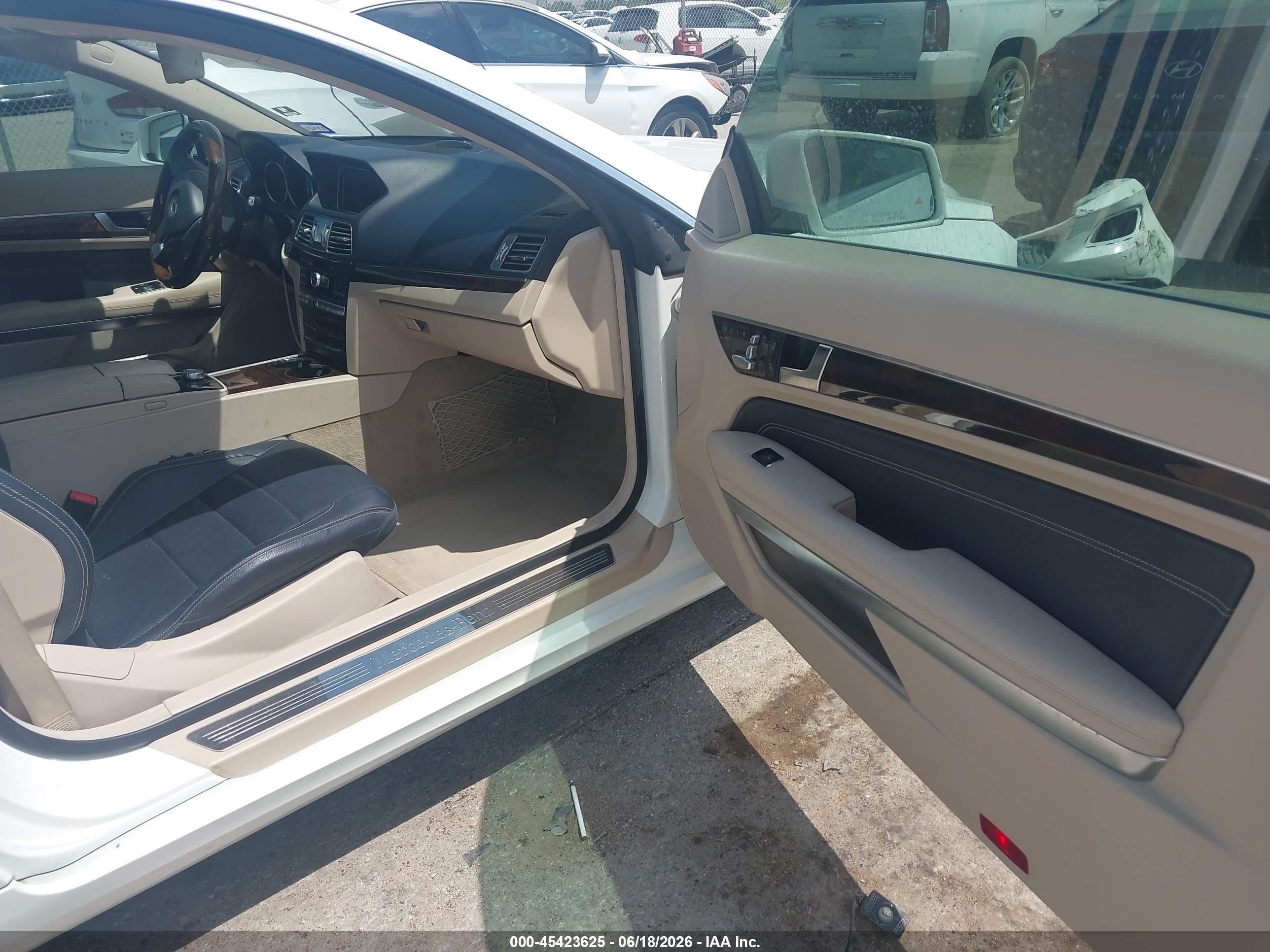 2014 Mercedes-benz E 350 White vin: WDDKJ5KB8EF238657