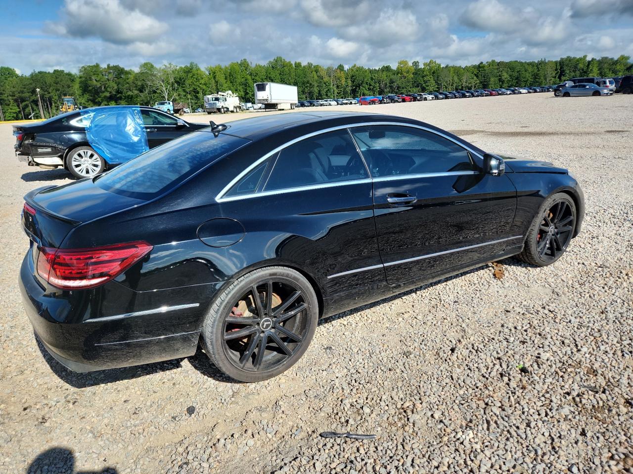 2014 Mercedes-benz E 350 Black vin: WDDKJ5KB8EF265440