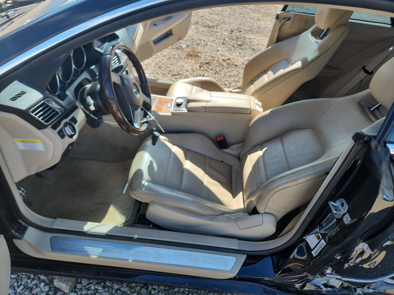 2014 Mercedes-benz E 350 Black vin: WDDKJ5KB8EF265440