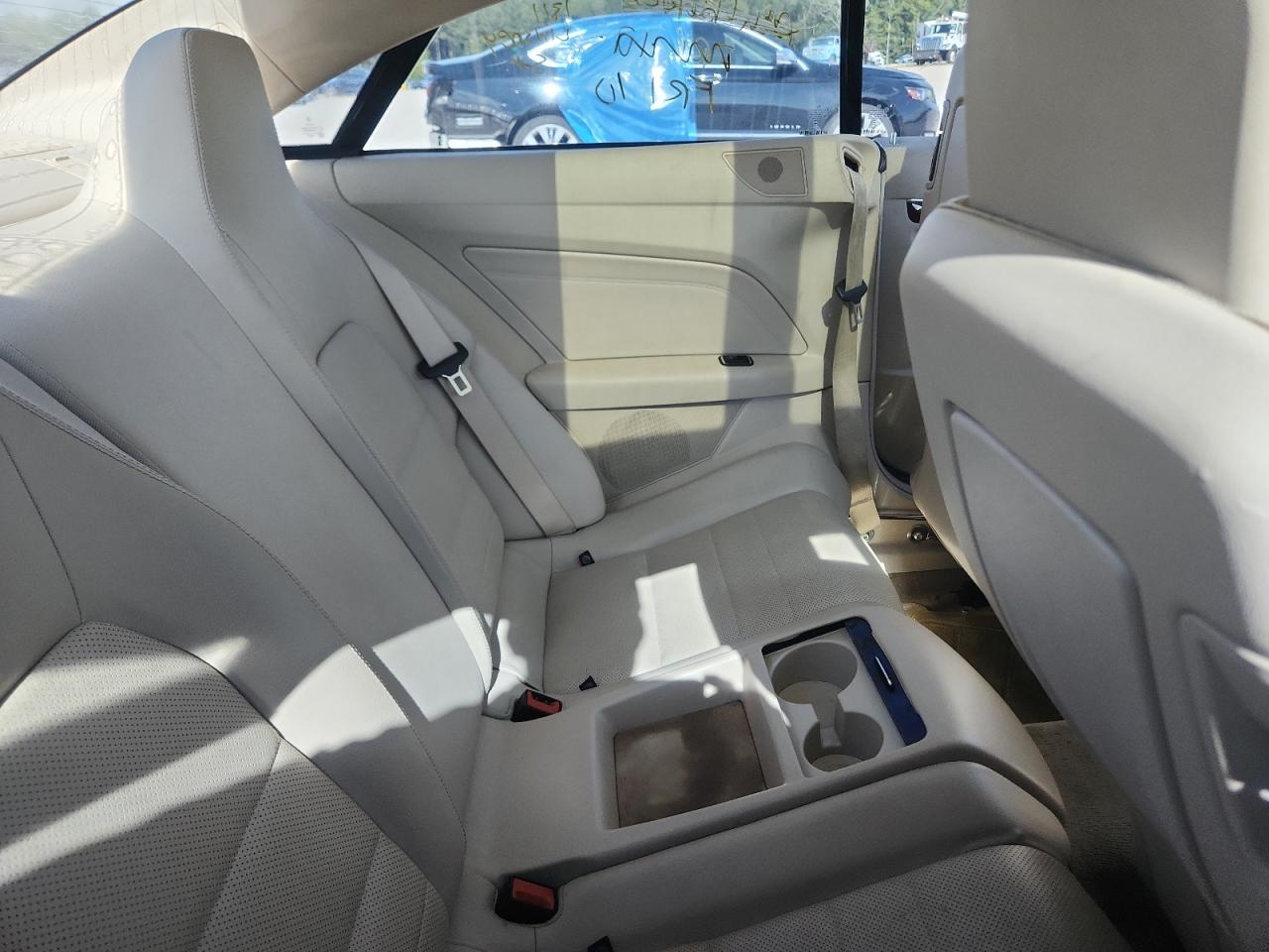 2014 Mercedes-benz E 350 Black vin: WDDKJ5KB8EF265440