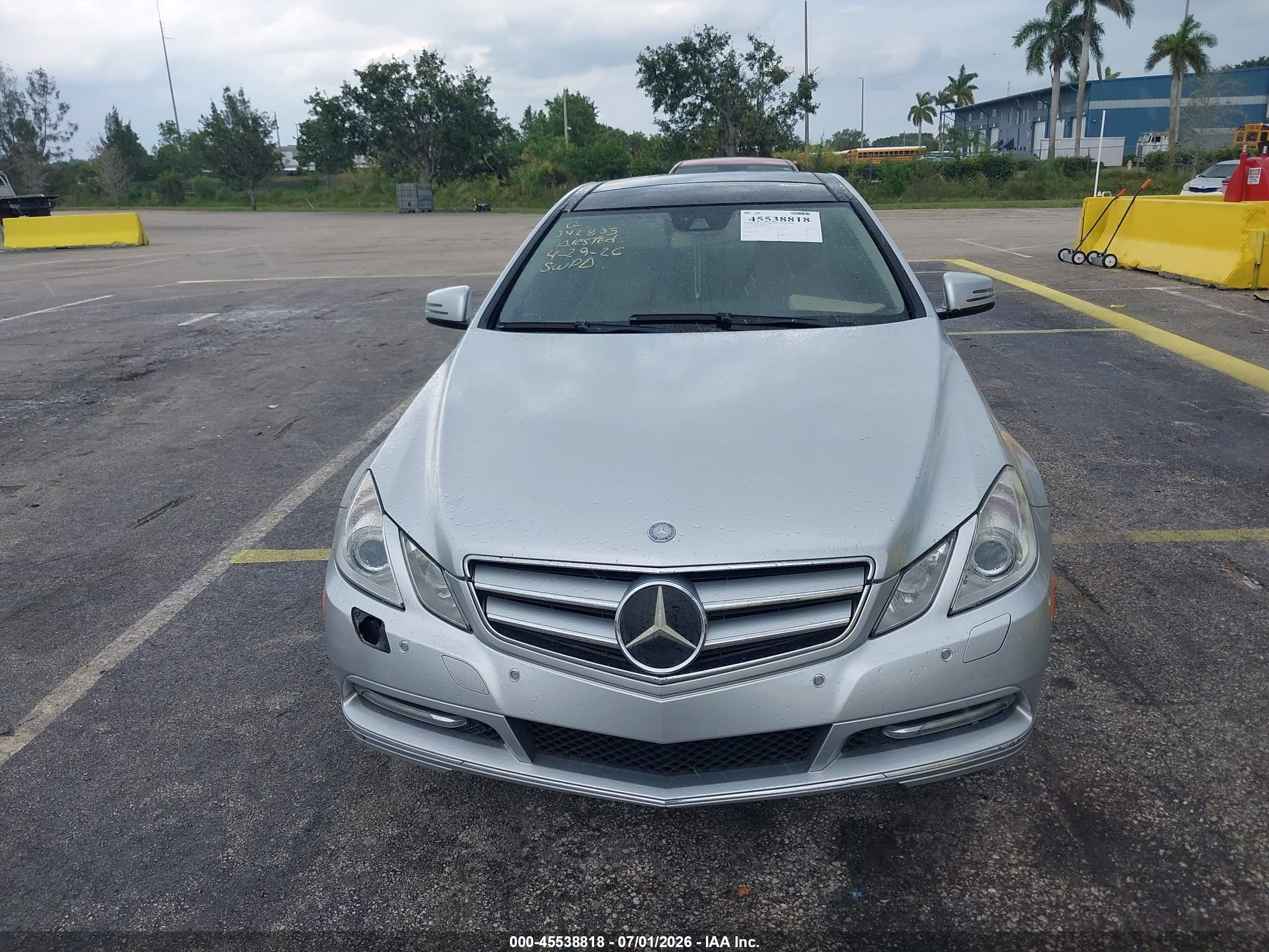 2013 Mercedes-benz E 350   Silver vin: WDDKJ5KB9DF195221