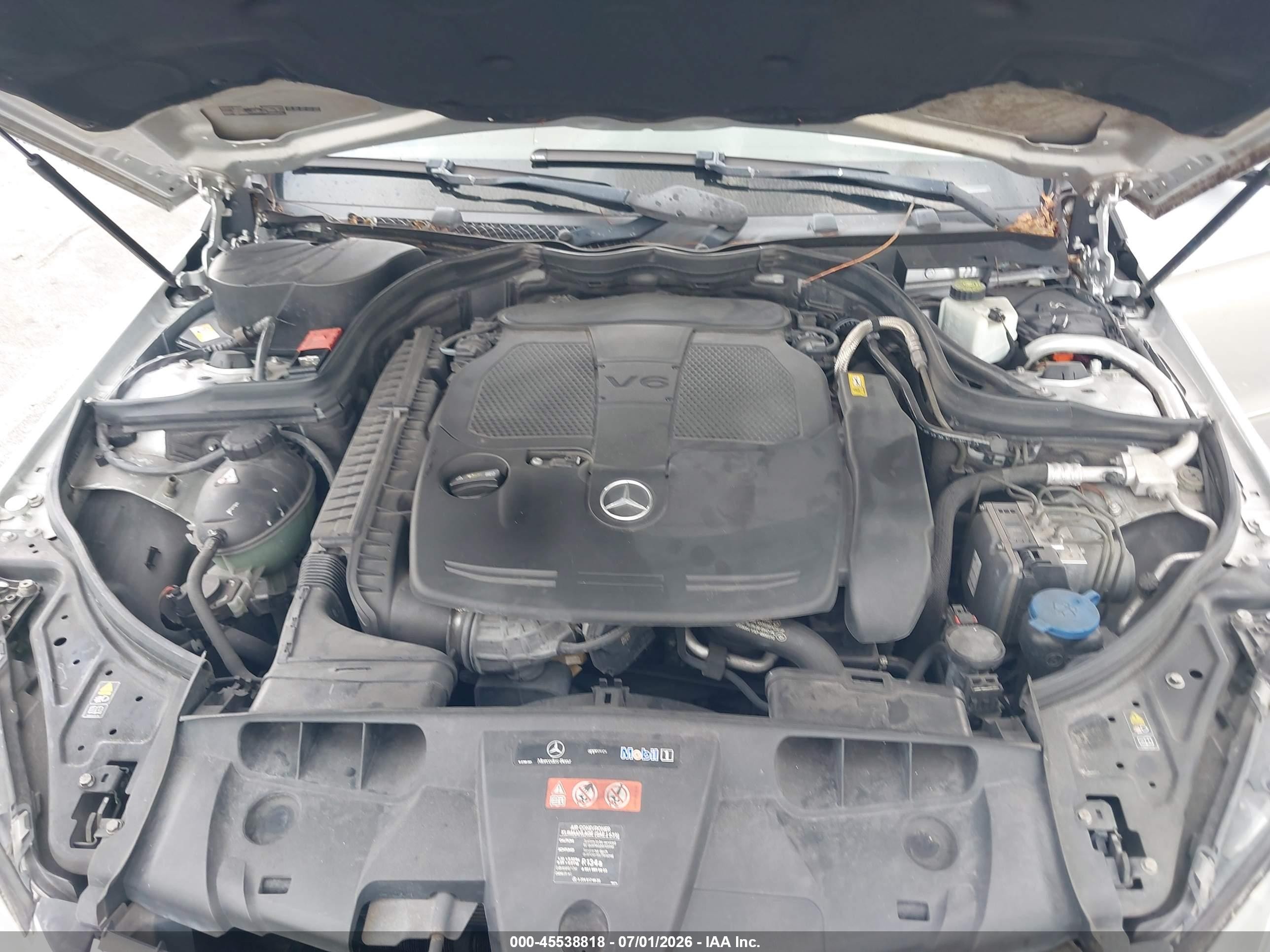 2013 Mercedes-benz E 350   Silver vin: WDDKJ5KB9DF195221
