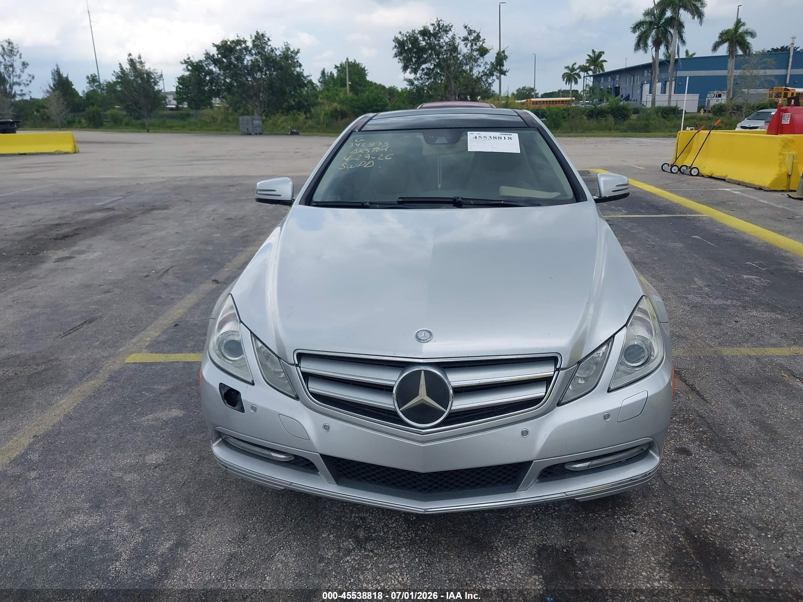 2013 Mercedes-benz E 350   Silver vin: WDDKJ5KB9DF195221