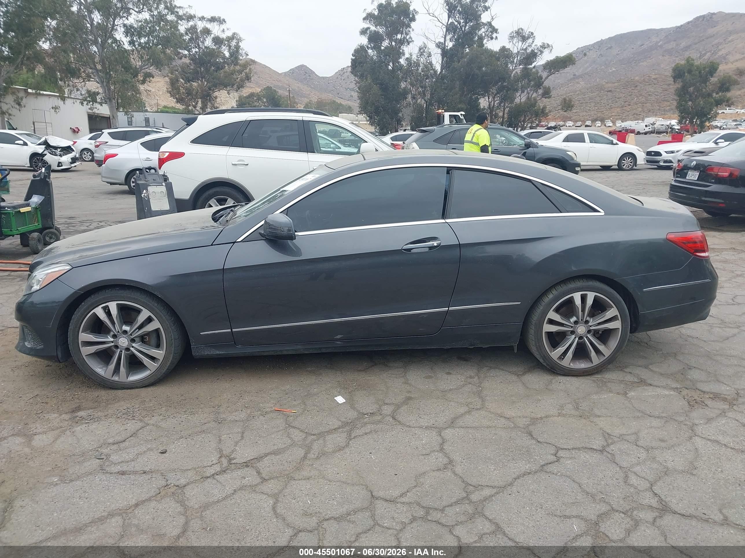2014 Mercedes-benz E 350   Gray vin: WDDKJ5KB9EF225707