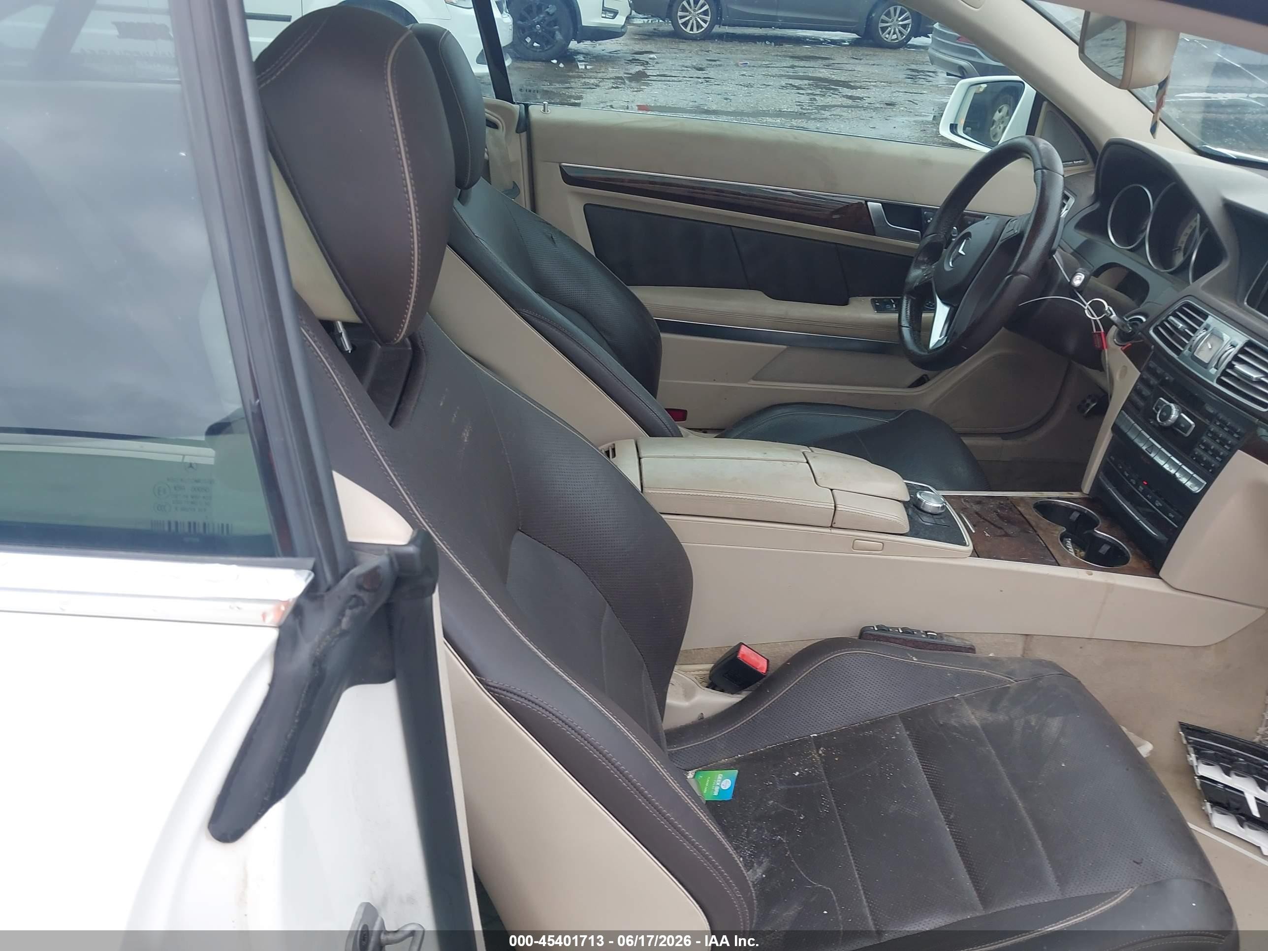 2014 Mercedes-benz E 350   White vin: WDDKJ5KB9EF255497