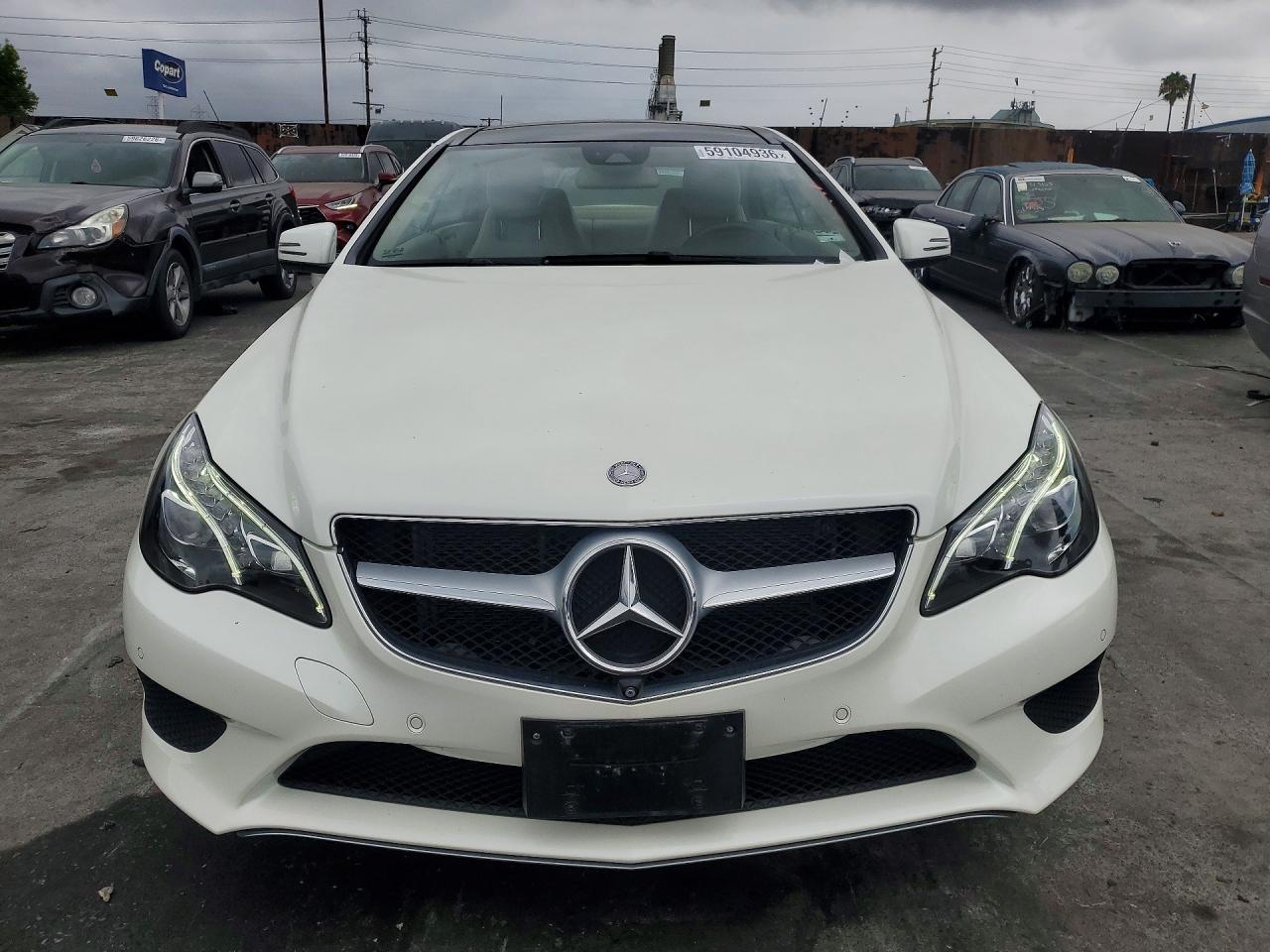 2014 Mercedes-benz E 350 White vin: WDDKJ5KB9EF273188
