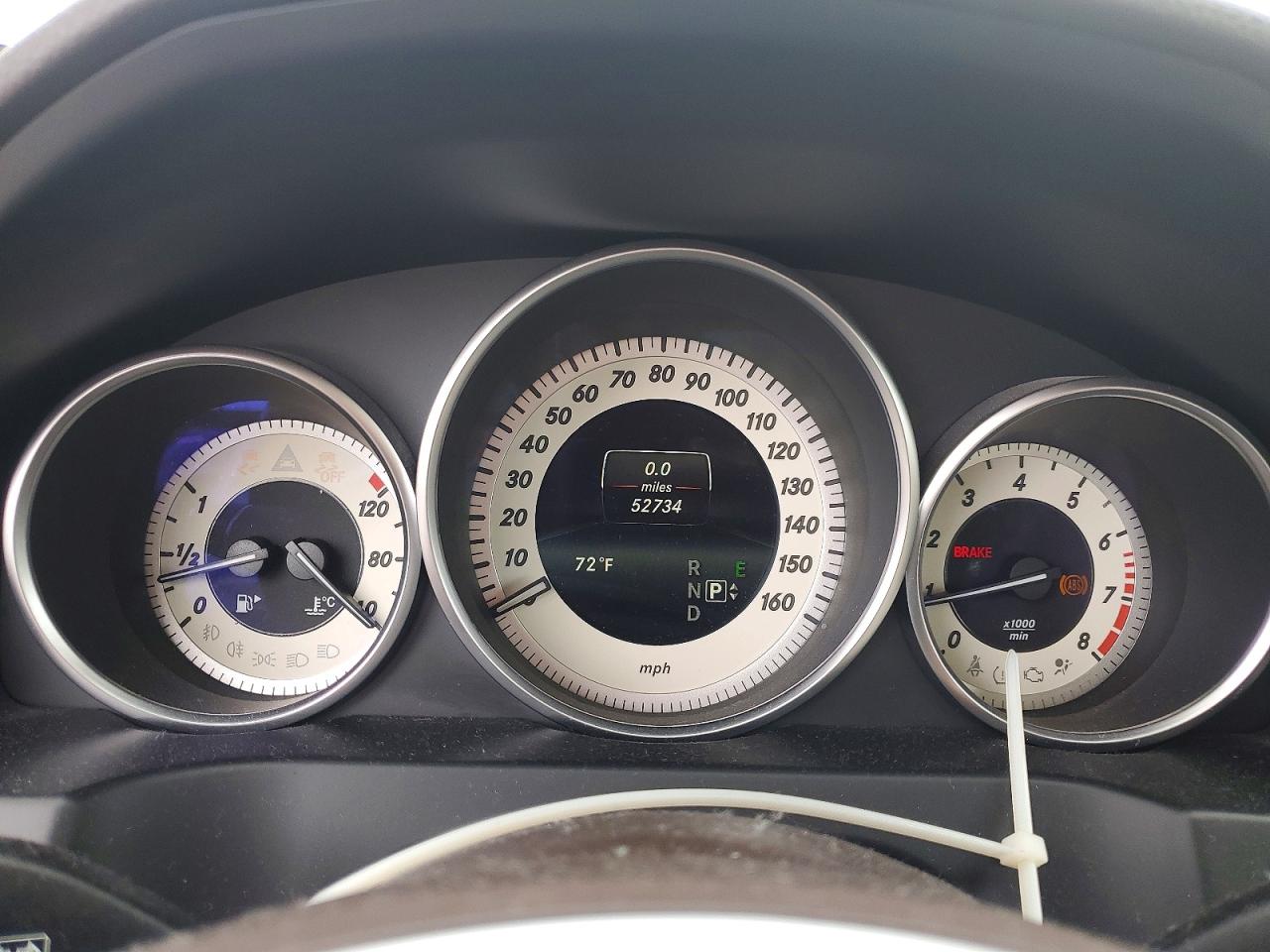 2014 Mercedes-benz E 350 White vin: WDDKJ5KB9EF273188