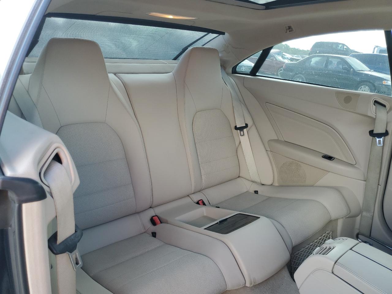 2014 Mercedes-benz E 350 Синий vin: WDDKJ5KBXEF225649