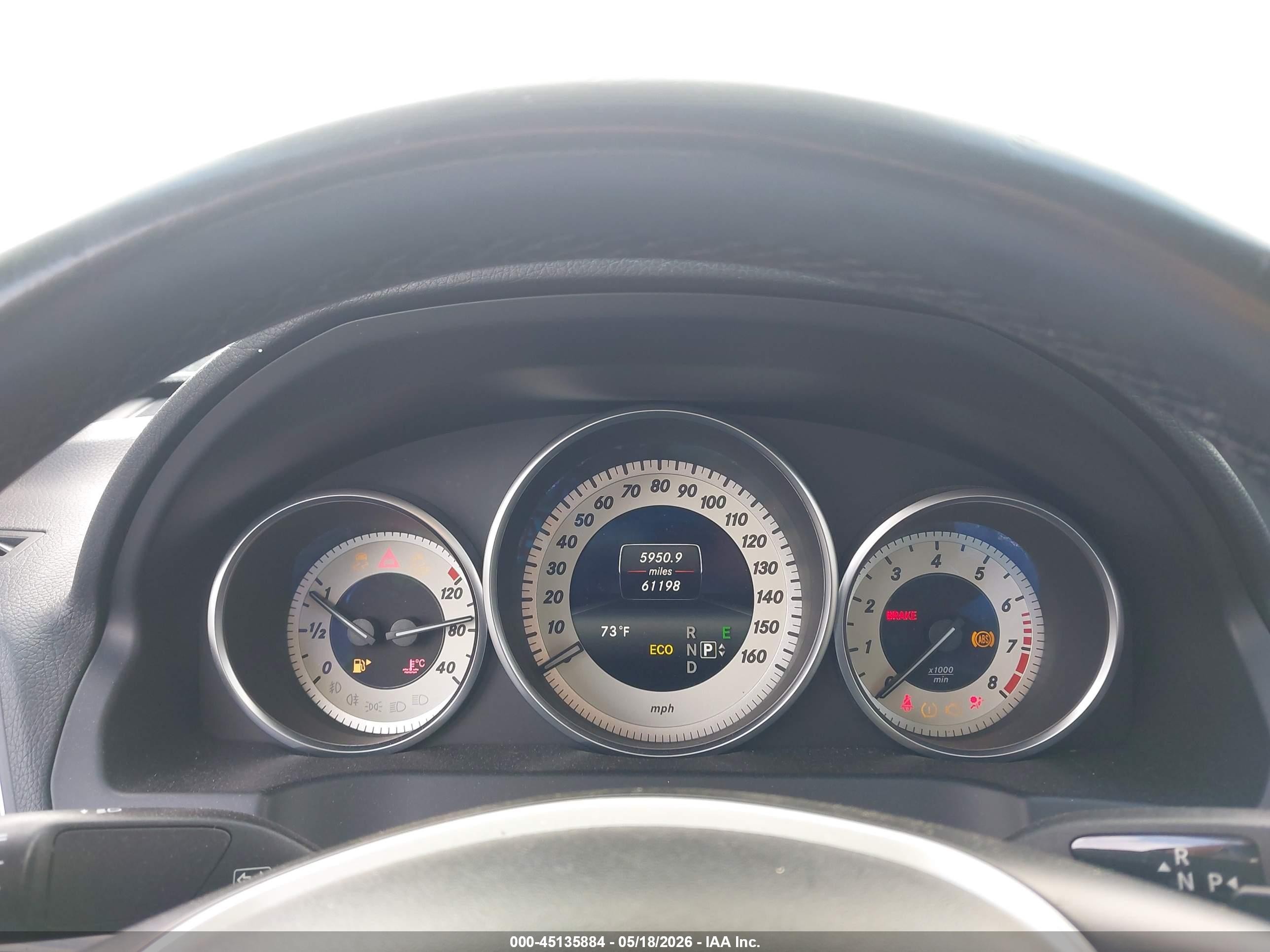 2014 Mercedes-benz E 350   Серый vin: WDDKJ5KBXEF240023